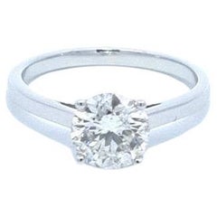 Bague solitaire en or blanc 18 carats  1.75ct