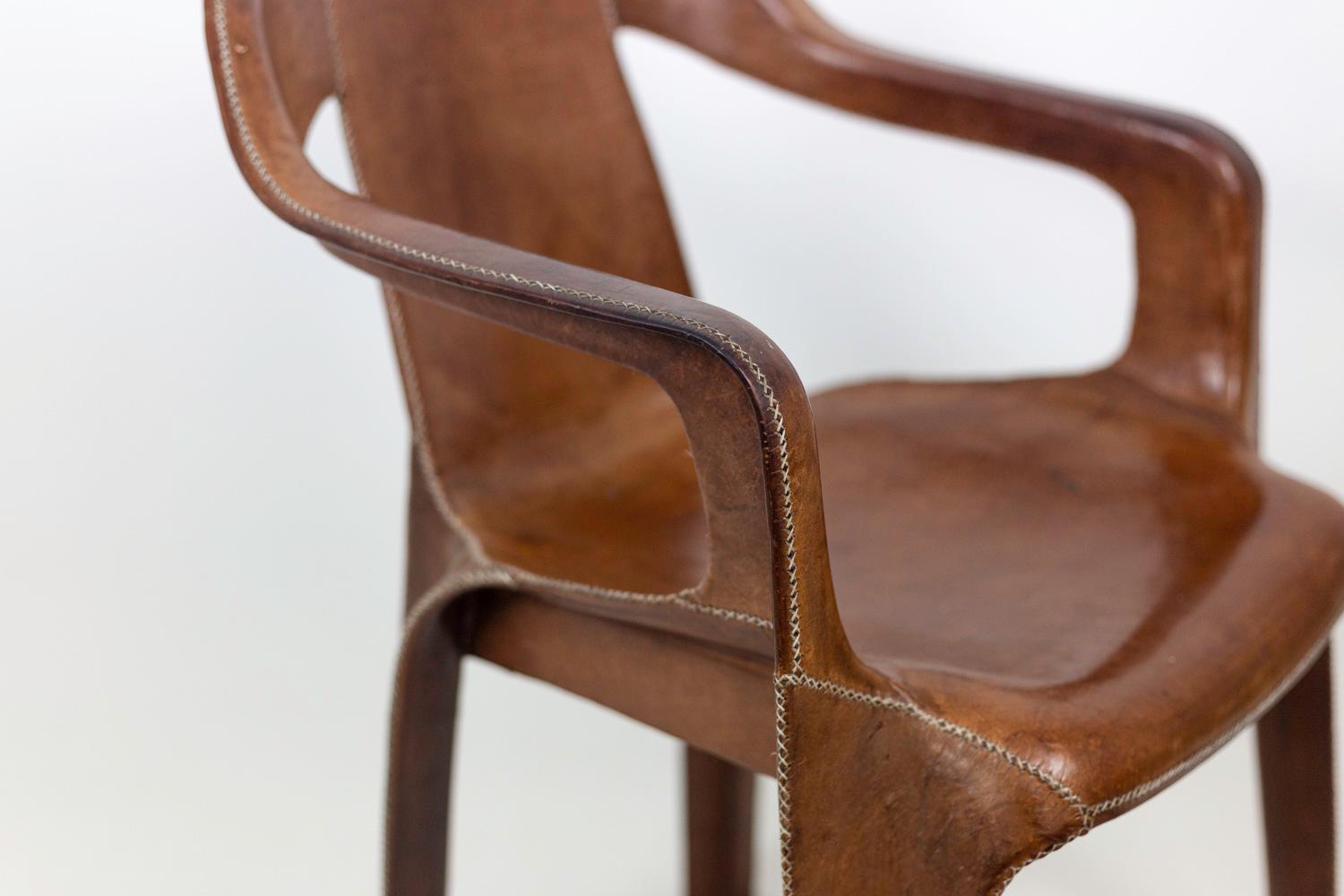 Sol&Luna, Armchair in Brown Leather, Contemporary Work In Good Condition In Saint-Ouen, FR