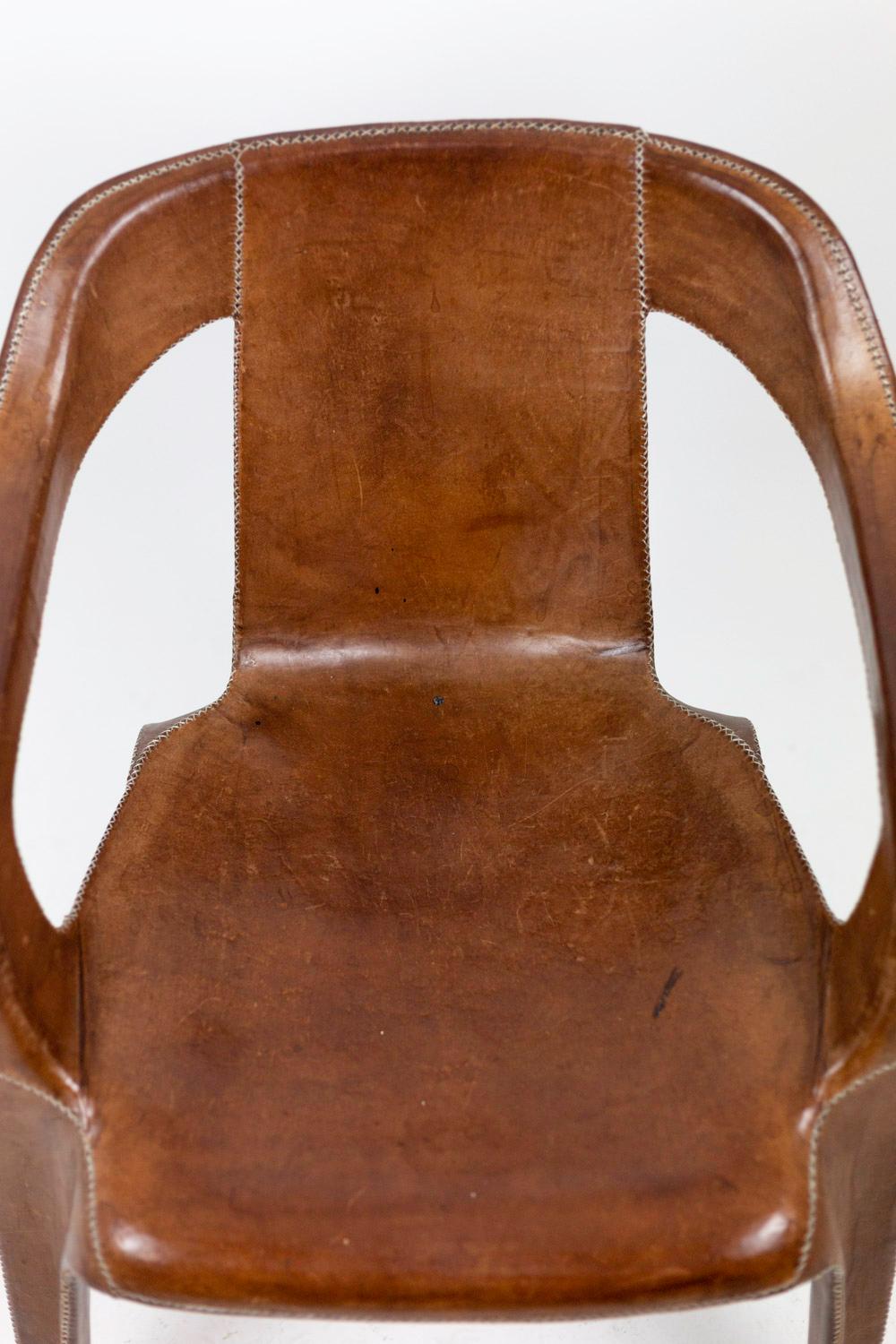 Sol&Luna, Armchair in Brown Leather, Contemporary Work For Sale 2