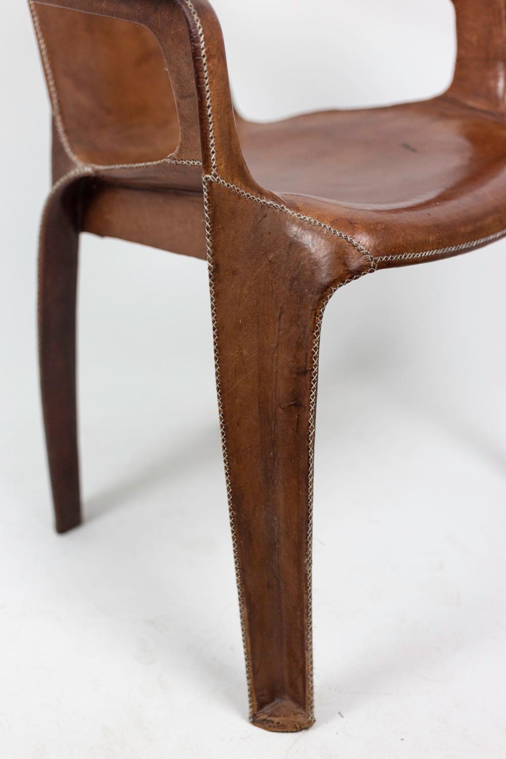 Sol&Luna, Armchair in Brown Leather, Contemporary Work For Sale 5