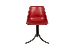 Sol & Luna, Sedia in pelle rossa e metallo, opera contemporanea