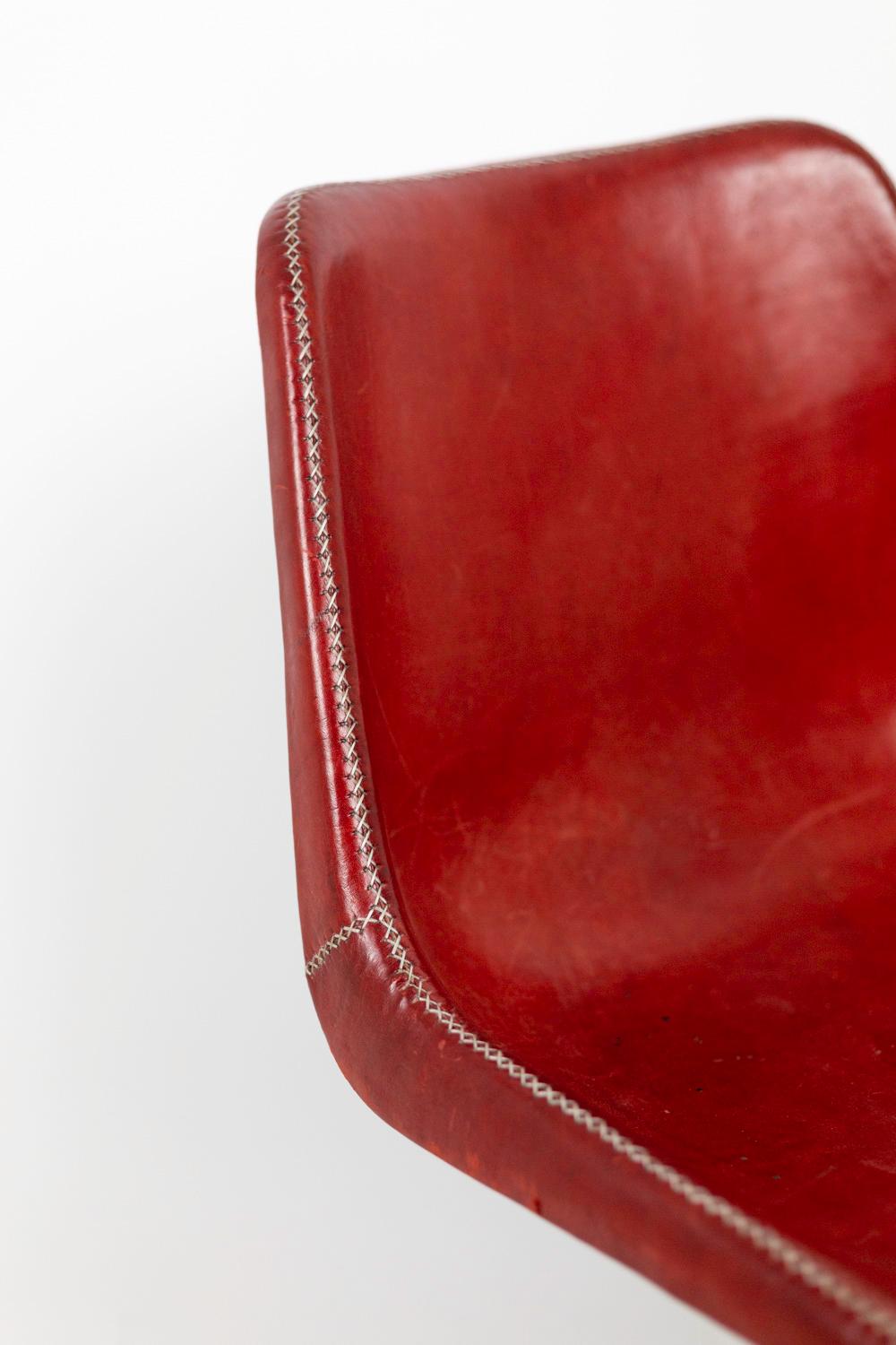 Sol & Luna, Chair in Red Leather and Metal, Contemporary Work In Good Condition In Saint-Ouen, FR