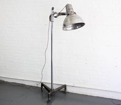 Medizinische Stehlampe von Sollux:: ca. 1930er Jahre