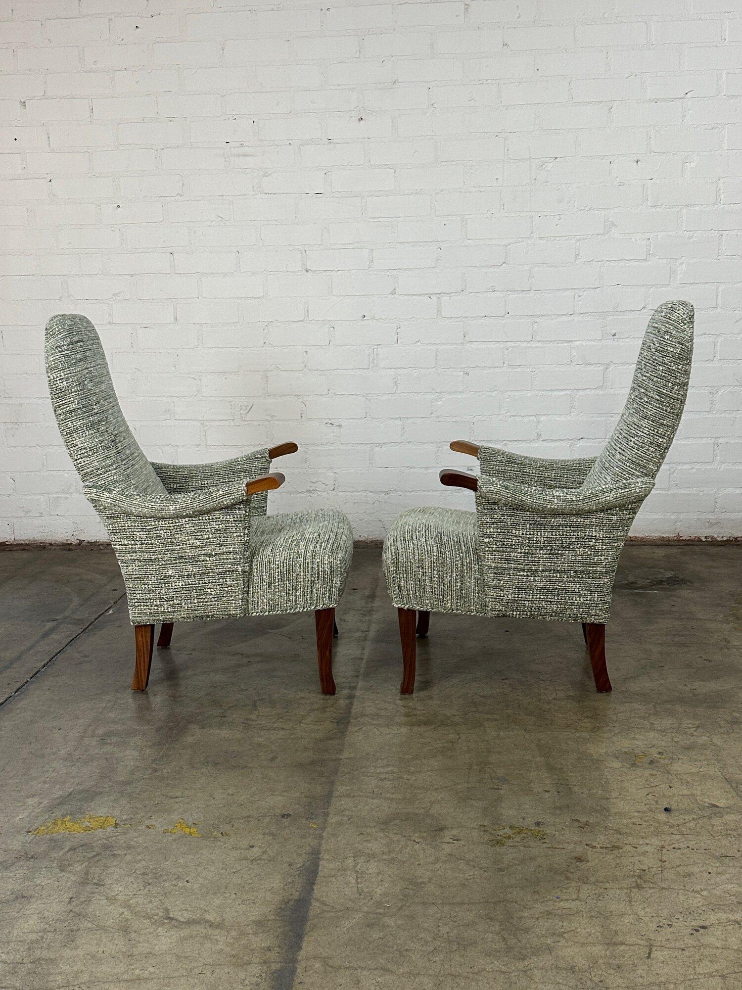 Solna Lounge Chair - pair In Good Condition For Sale In Los Angeles, CA