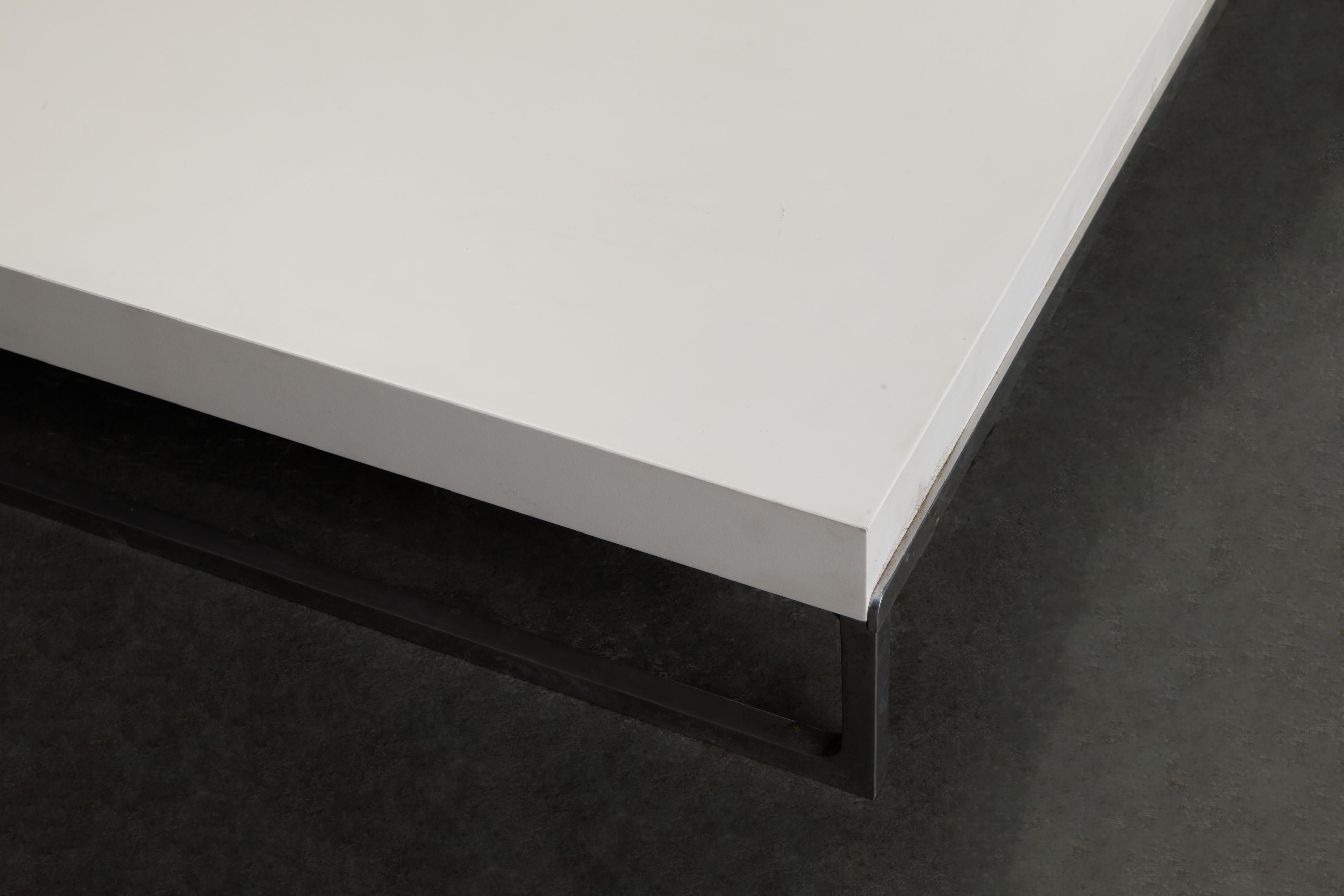 'Solo' Coffee Table by Antonio Citterio for B&B Italia, circa 2000s 5