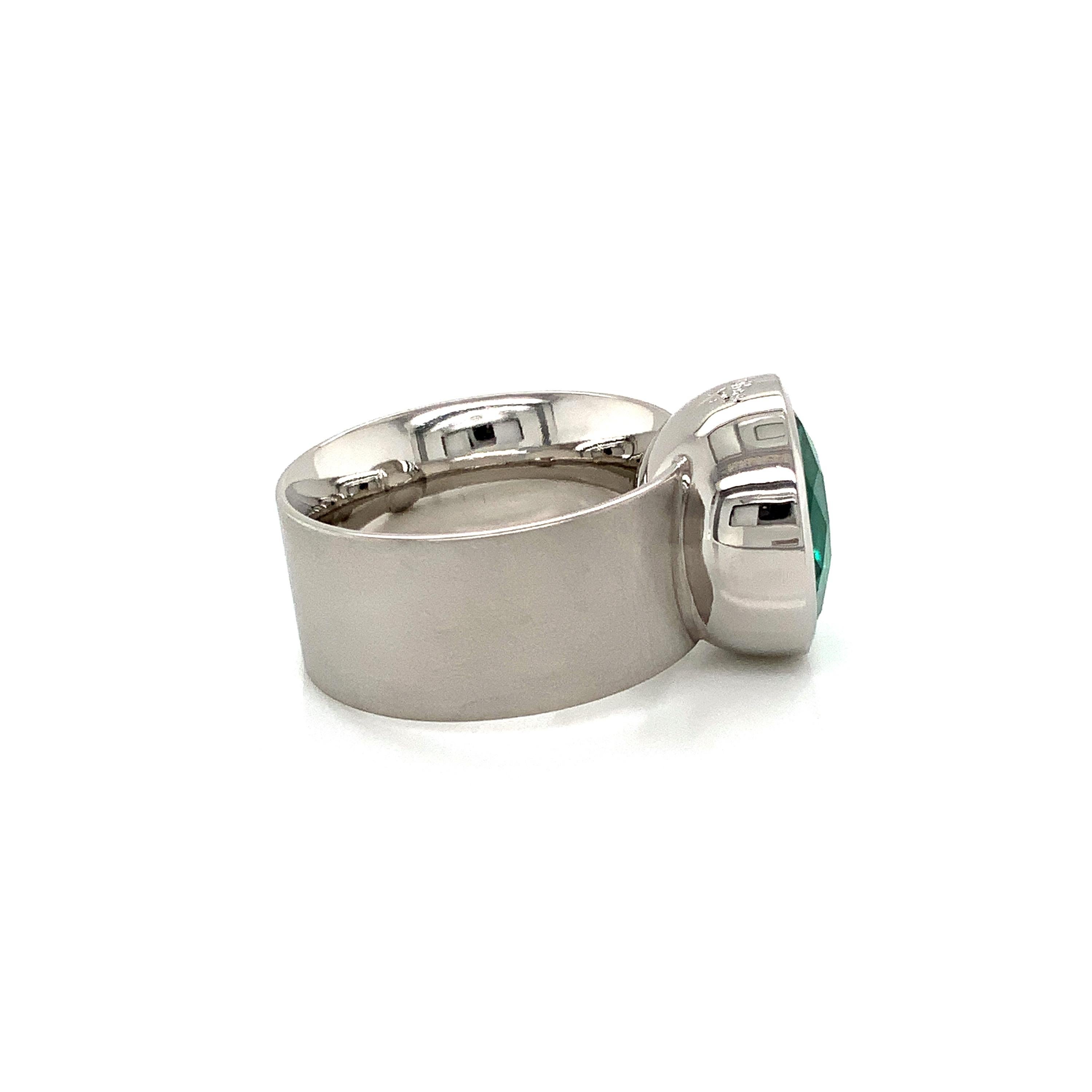 Contemporary Georg Spreng - Solo Ring Platinum 950 with Colombian Green Emerald round natural For Sale