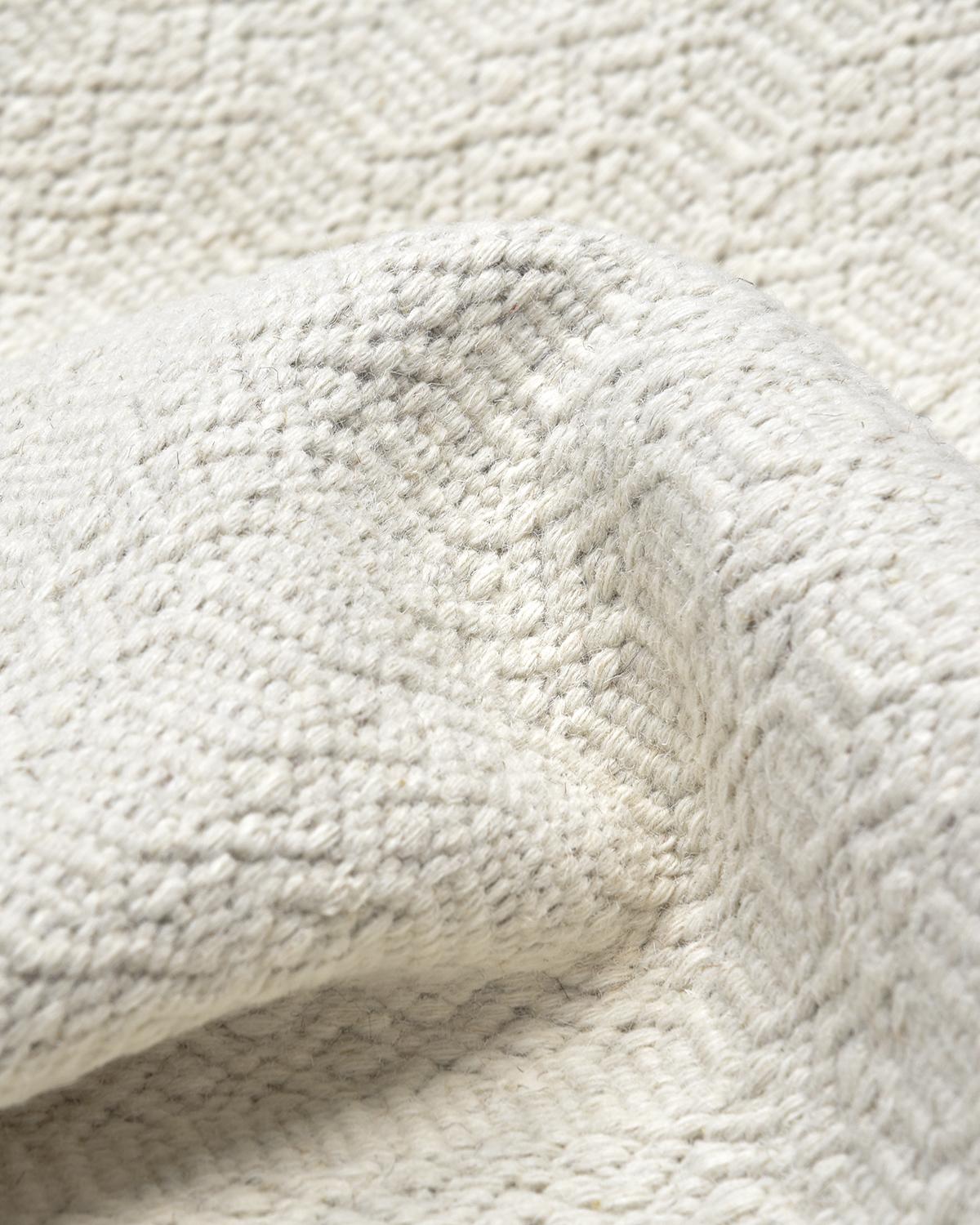 Solo Teppiche Flachgewebe Geometrisch Hand gewebt Elfenbein 3 x 5 Bereich Teppich (Baumwolle) im Angebot