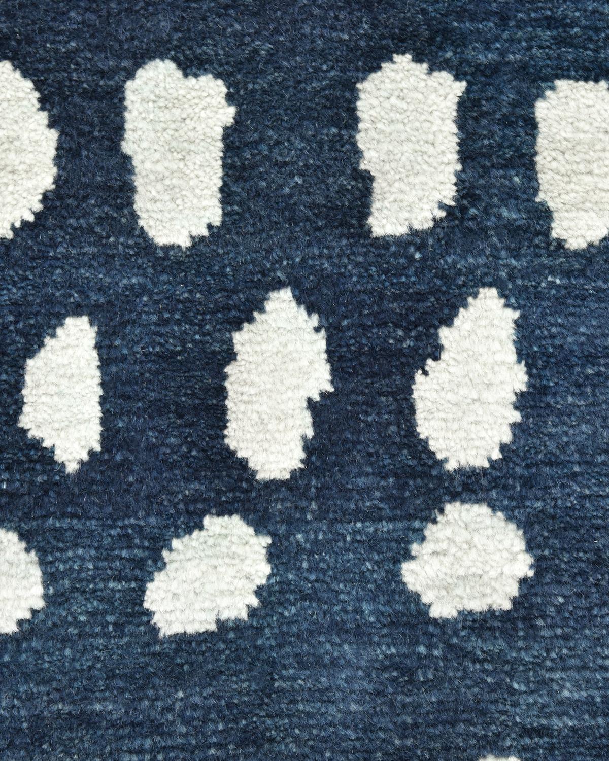 Solo Teppiche Irmgard Bohemian Animal Handgefertigter Teppich Blau (Moderne) im Angebot