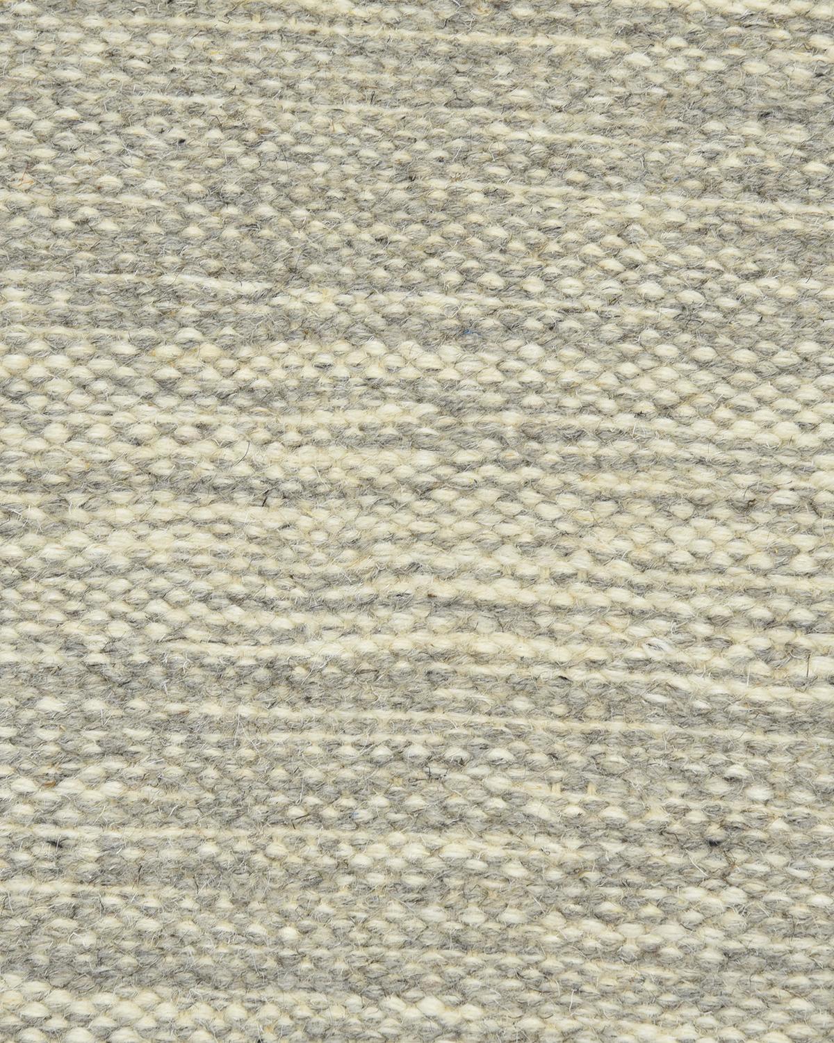 Solo Teppiche Louella Zeitgenössischer gestreifter, handgefertigter Teppich in Grau (Moderne) im Angebot