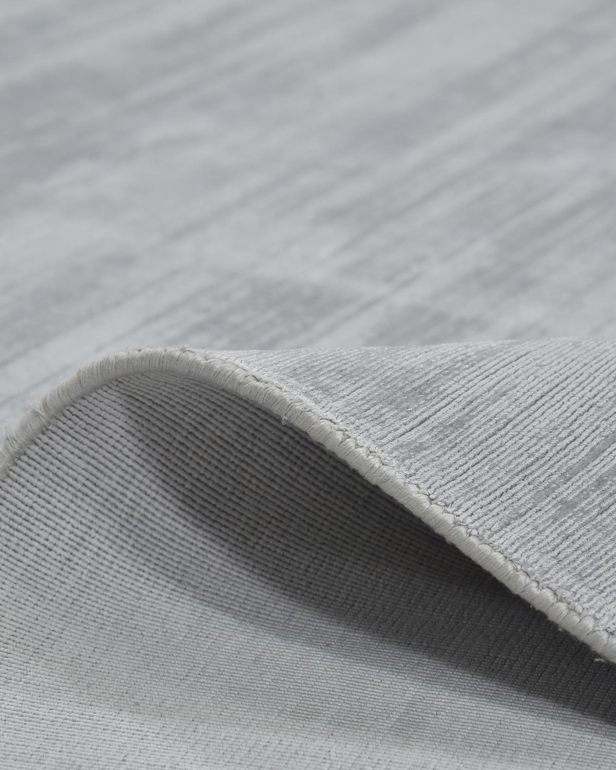 Solo Rugs Milo Contemporary Solid Handmade Area Rug Gray In New Condition In Norwalk, CT