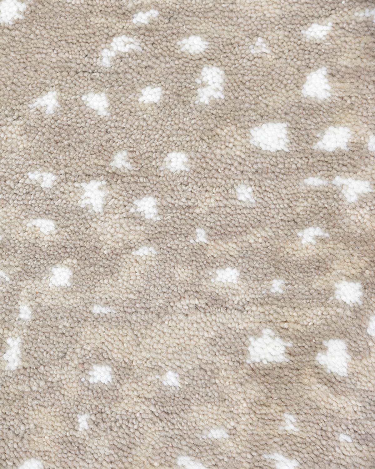 Indian Solo Rugs Modern Animal Hand-Knotted Brown Area Rug For Sale