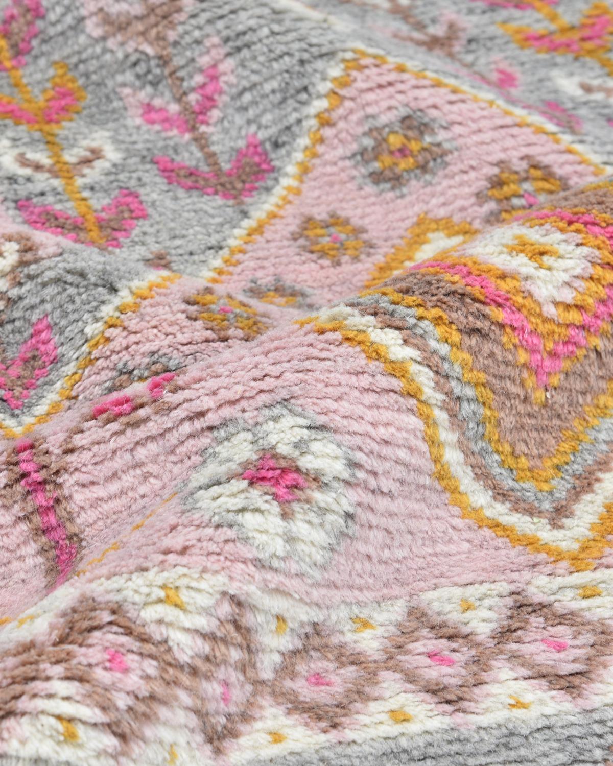 Contemporary Floral Hand Made Pink Area Rug 9' 0'' x 12' 0'' For Sale 2