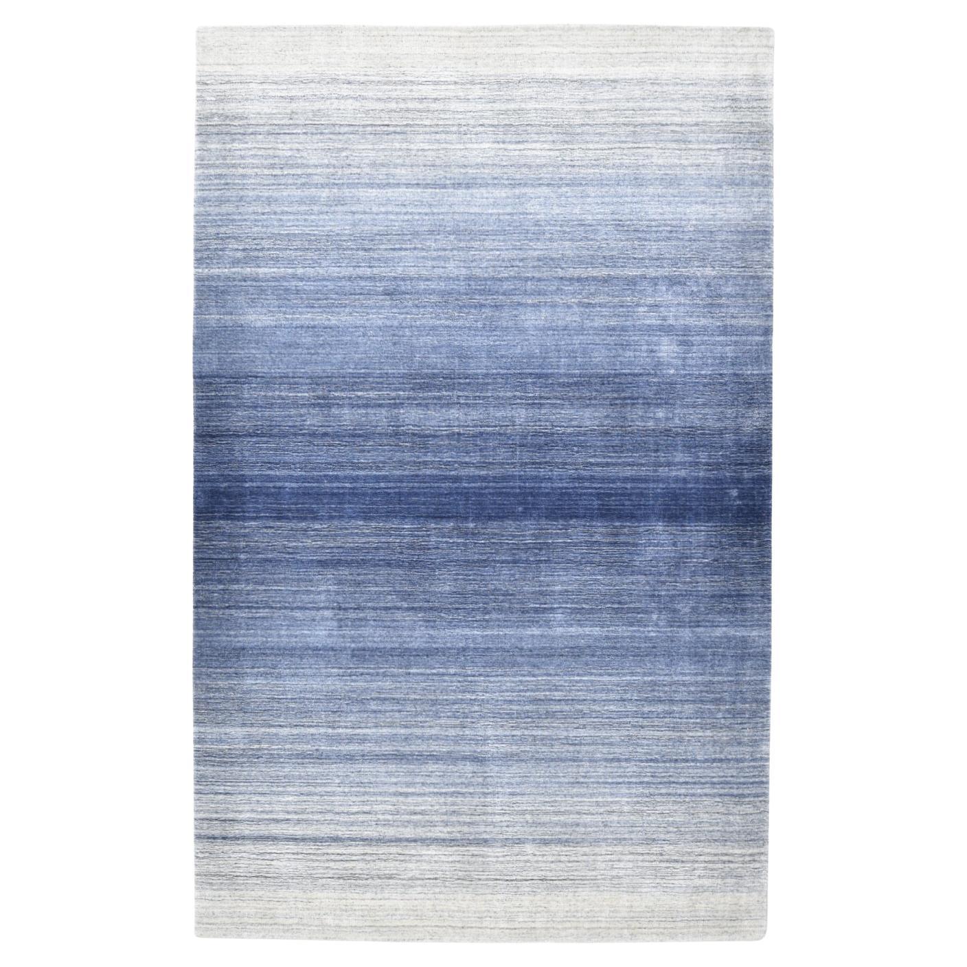 Moderner gestreifter handgewebter Teppich in Blau 5 x 8