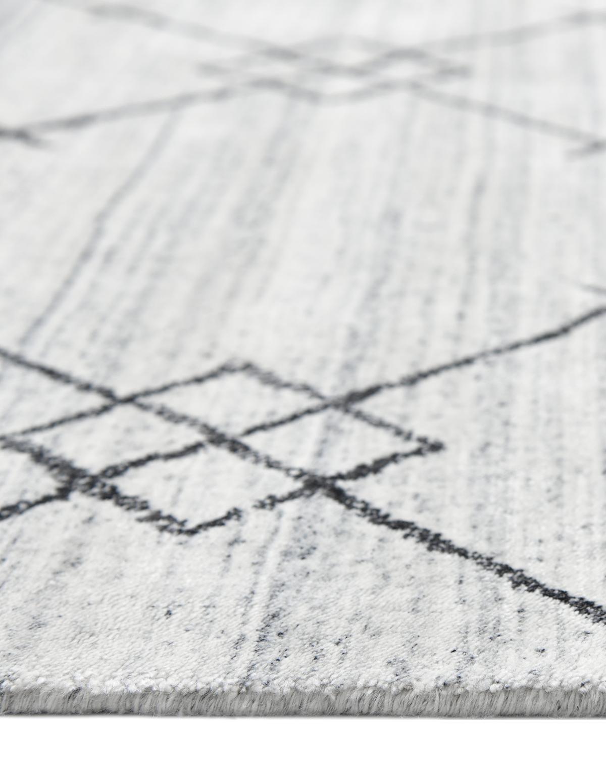 Marokkanischer, geometrischer, handgewebter, elfenbeinfarbener 8 x 10 Teppich (21. Jahrhundert und zeitgenössisch) im Angebot