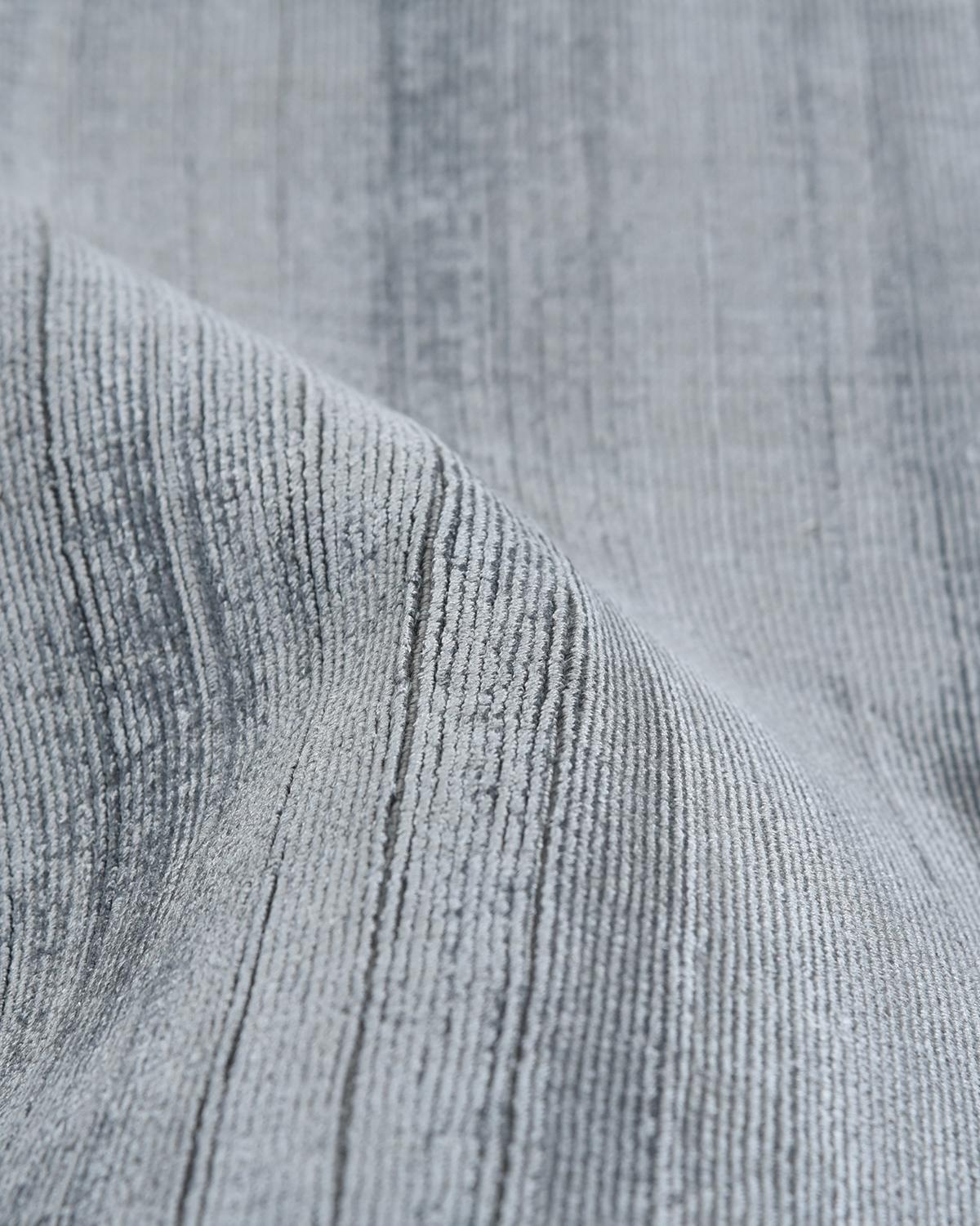 Cotton Solo Rugs Solid Modern Hand Loomed Gray Area Rug For Sale
