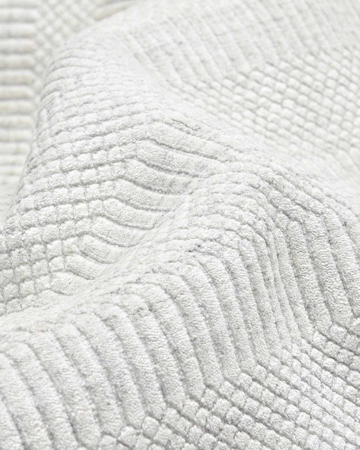 Cotton Solo Rugs Solid Modern Hand Loomed Ivory Area Rug For Sale