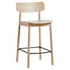 Silla de bar «Soma» en roble lacado pigmentado en blanco, de Kasper Nyman