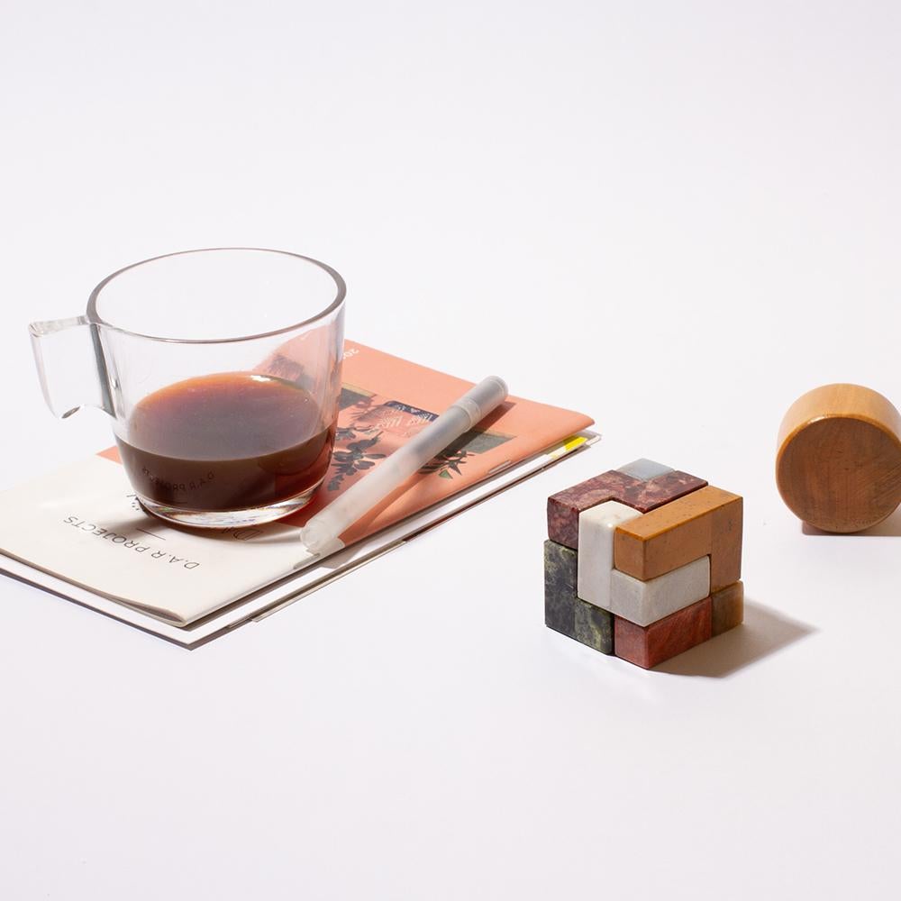 Cubo de Soma de colores Puzzle 3D de piedras preciosas Siglo XXI y contemporáneo