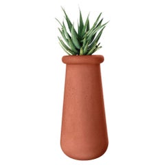 Jardinière Soma Slim en terre cuite par Indigenus