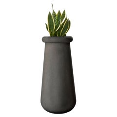 Fioriera Soma Slim XS Black Stone di Indigenus