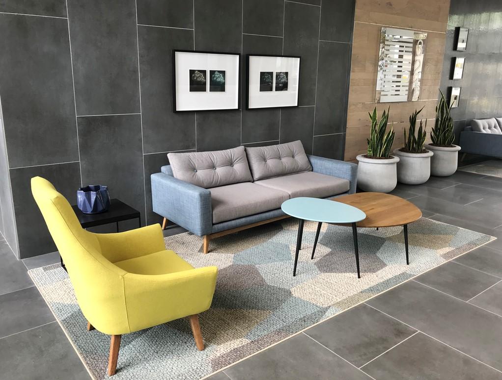 Jardinera Pequeña de Arenisca Soma by Indigenus Siglo XXI y contemporáneo en venta