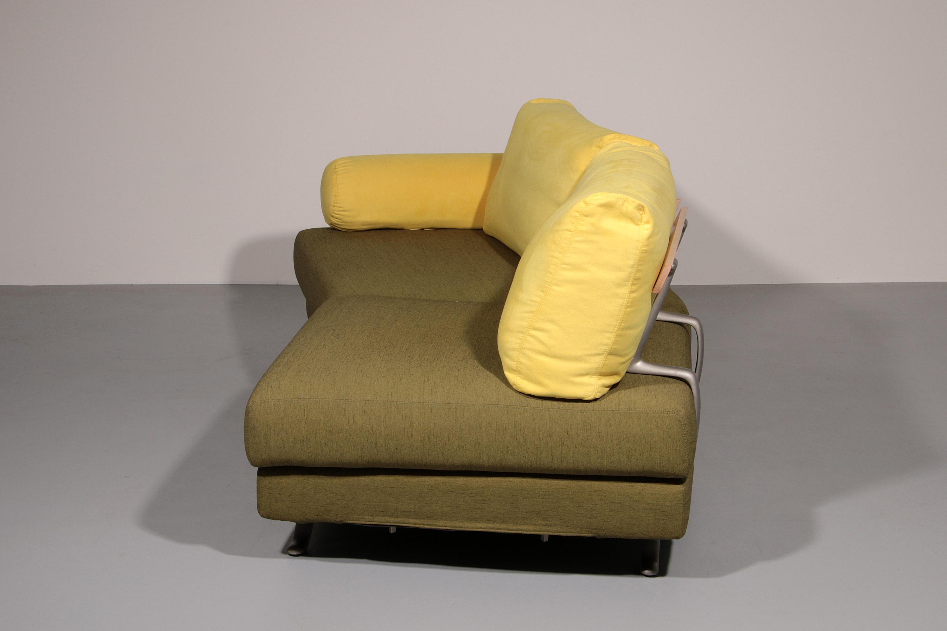 Somaschini x Dainelli Studio – Vintage Two-Seater Sofa in Lime & Maize Yellow In Good Condition For Sale In Oirlo, LI