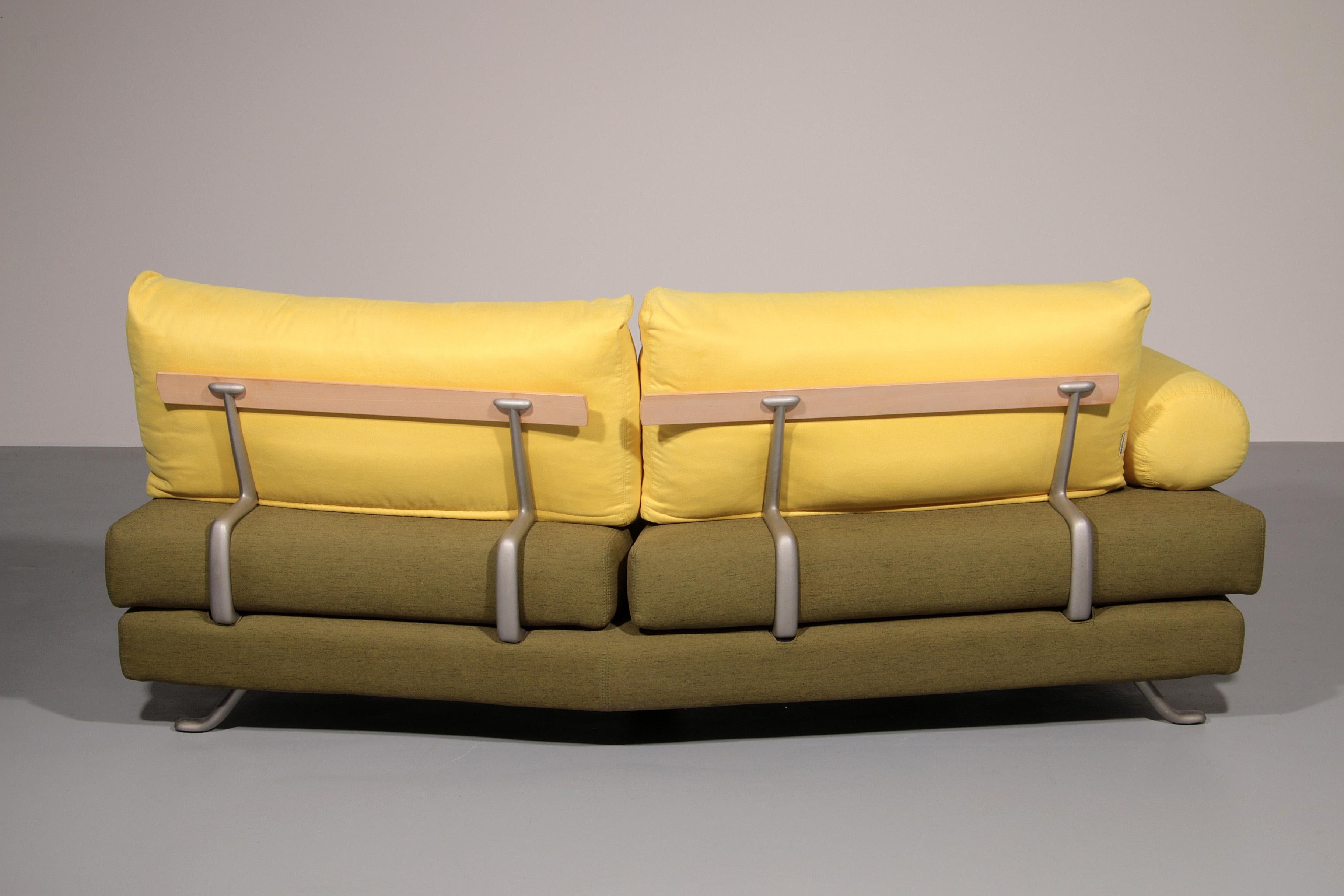 Late 20th Century Somaschini x Dainelli Studio – Vintage Two-Seater Sofa in Lime & Maize Yellow For Sale