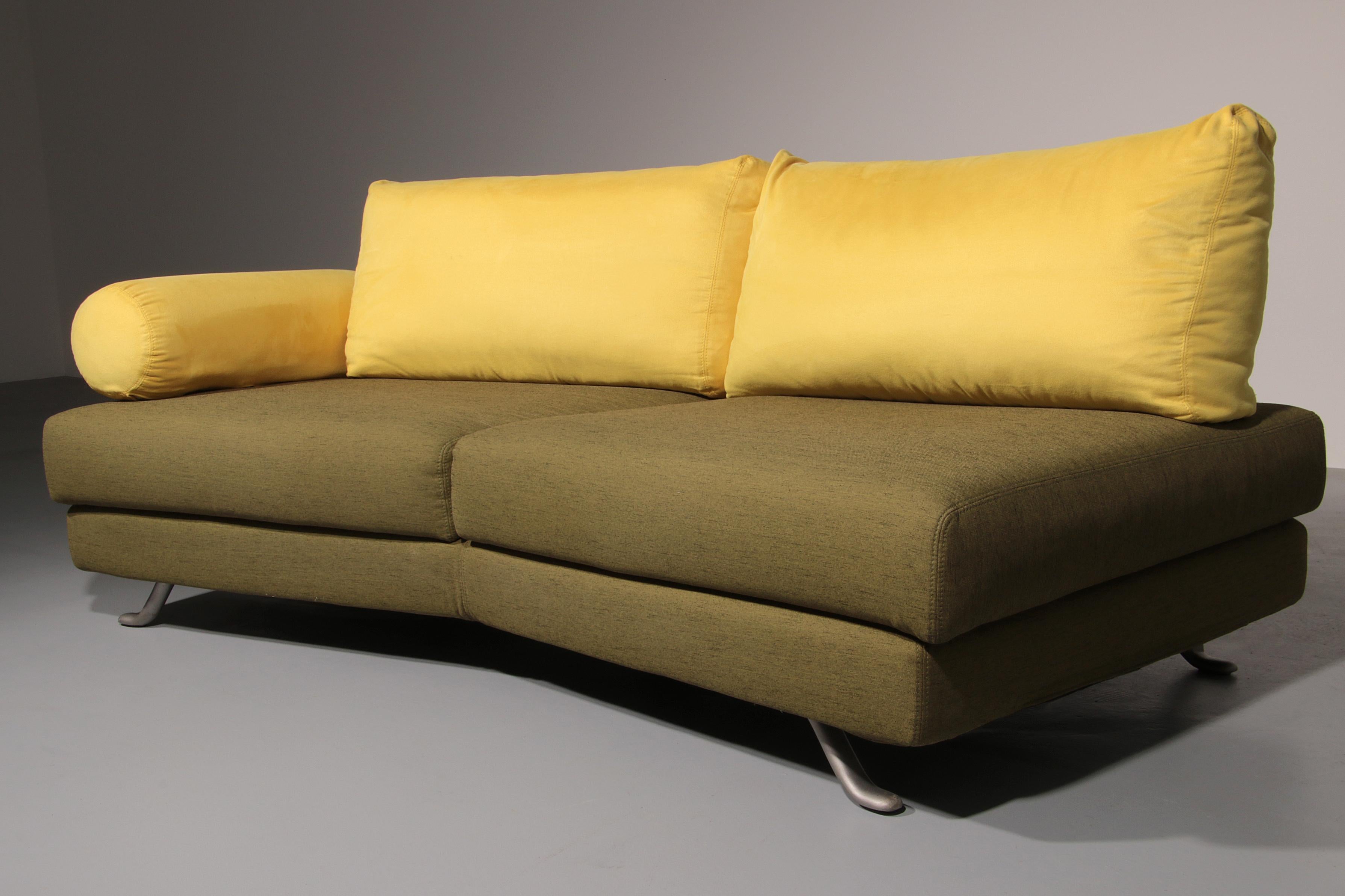Somaschini x Dainelli Studio – Vintage Two-Seater Sofa in Lime & Maize Yellow For Sale 2