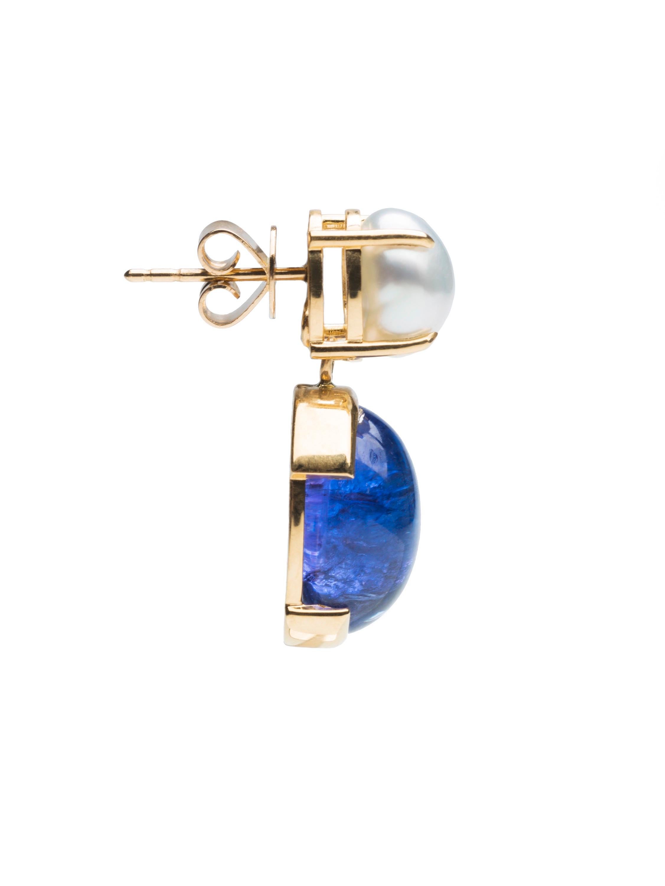 Keshi Pearl and Fine Tanzanite 18 Karat Gold Detachable Earrings In New Condition For Sale In New York, NY