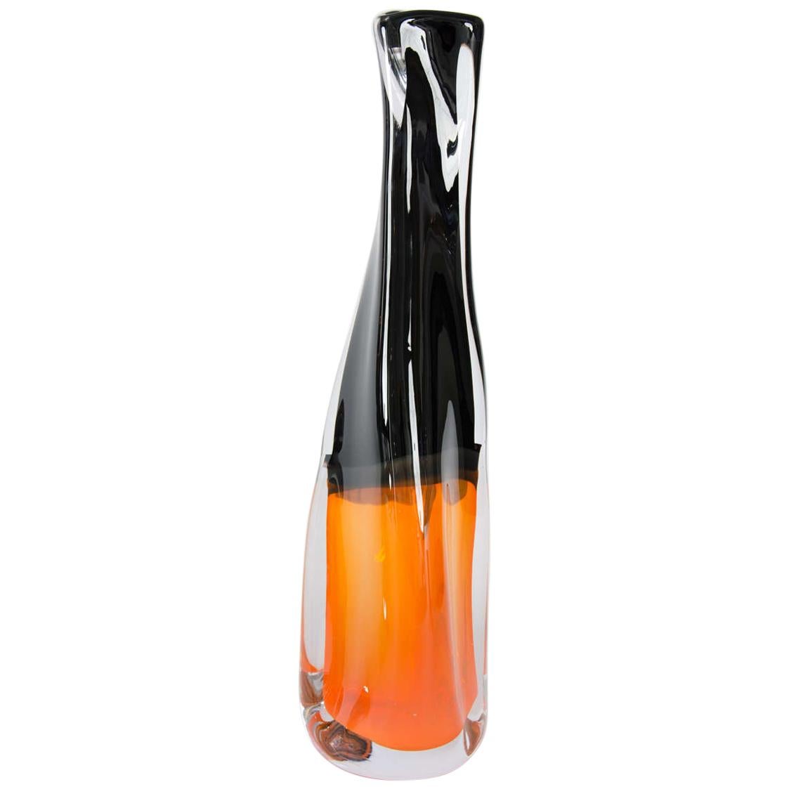 Sommercalmo 83, a Unique glass Vase in clear, black & orange by Vic Bamforth For Sale