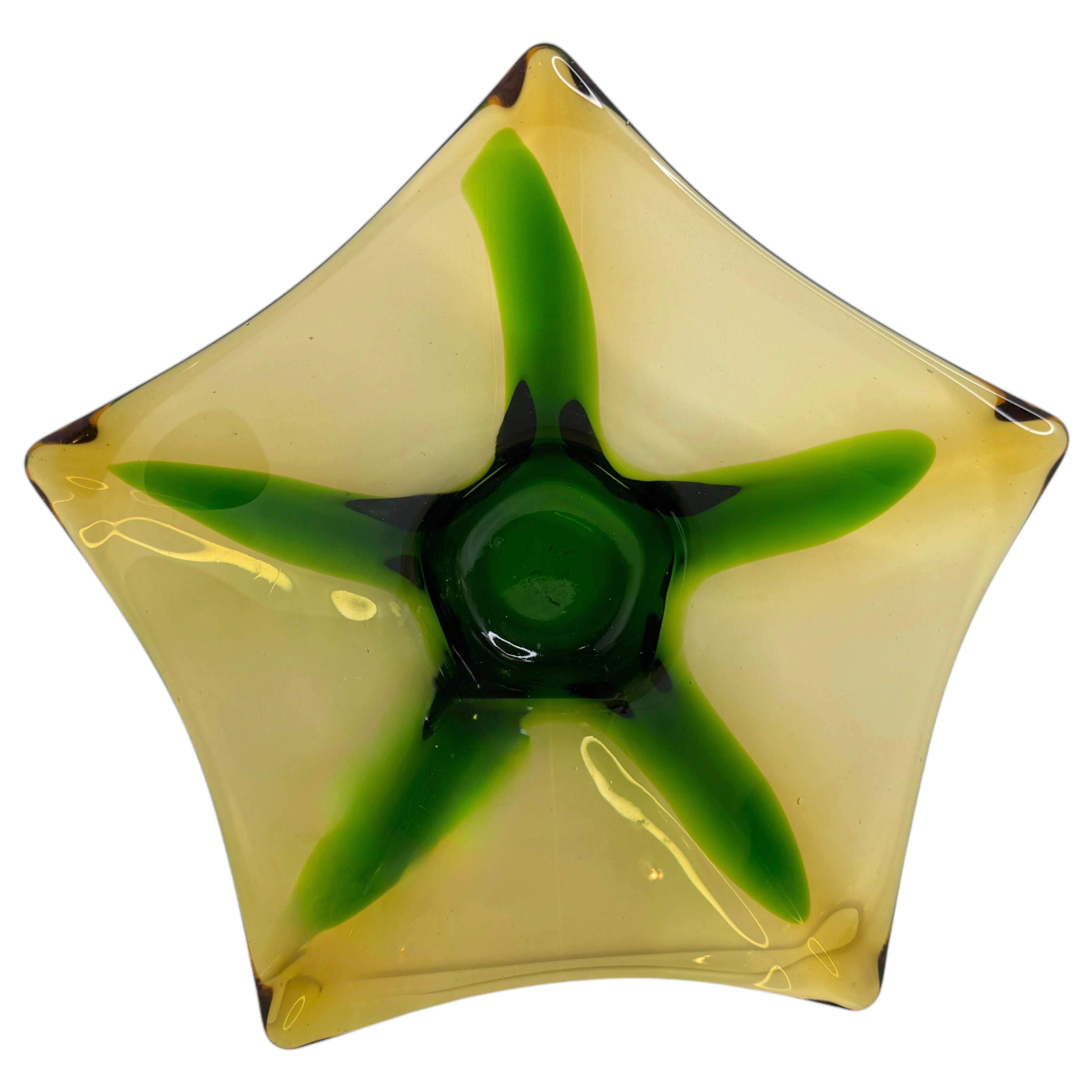 Frutero de Murano Sommerso Ámbar y Verde 1970 Italia en venta 2
