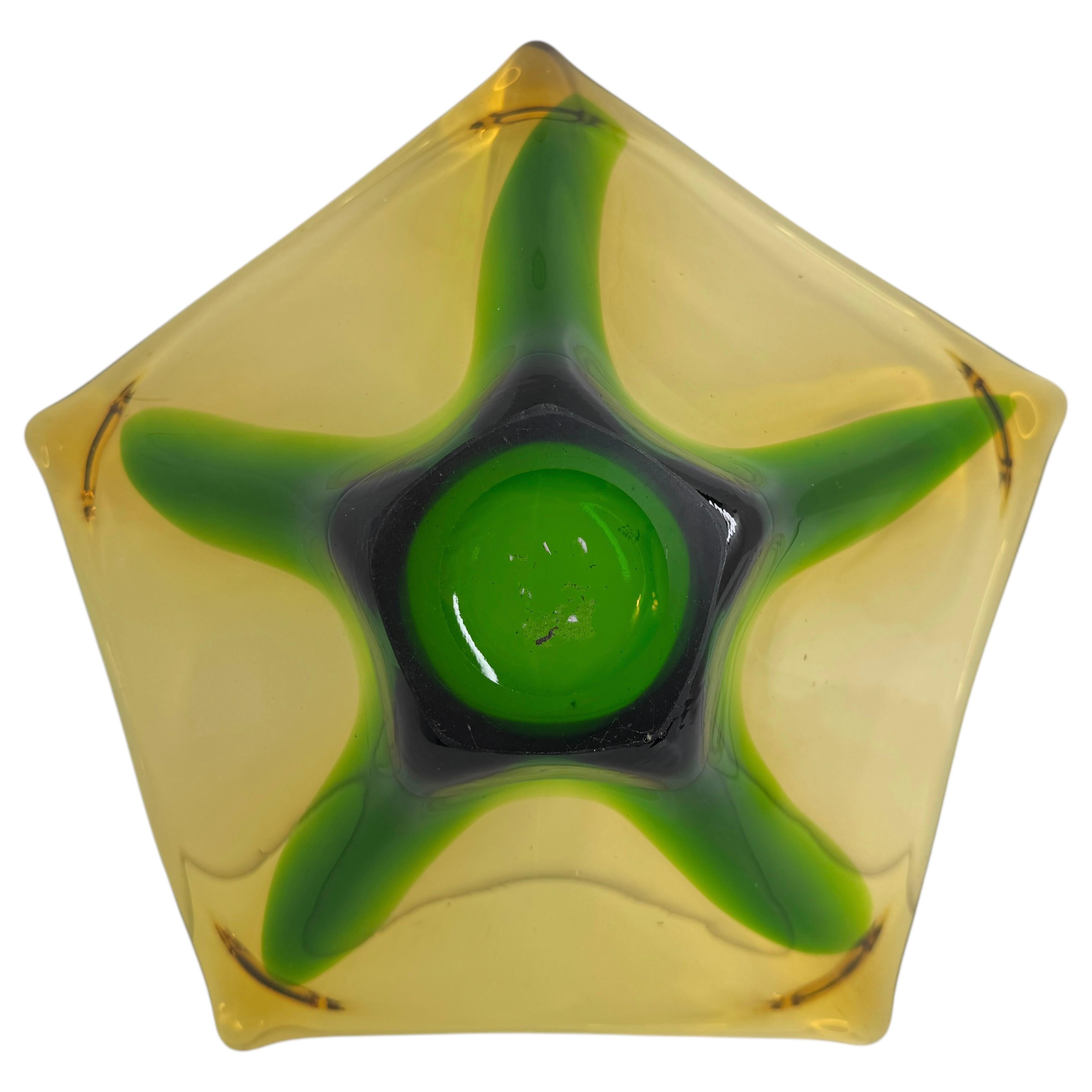 Frutero de Murano Sommerso Ámbar y Verde 1970 Italia en venta 3