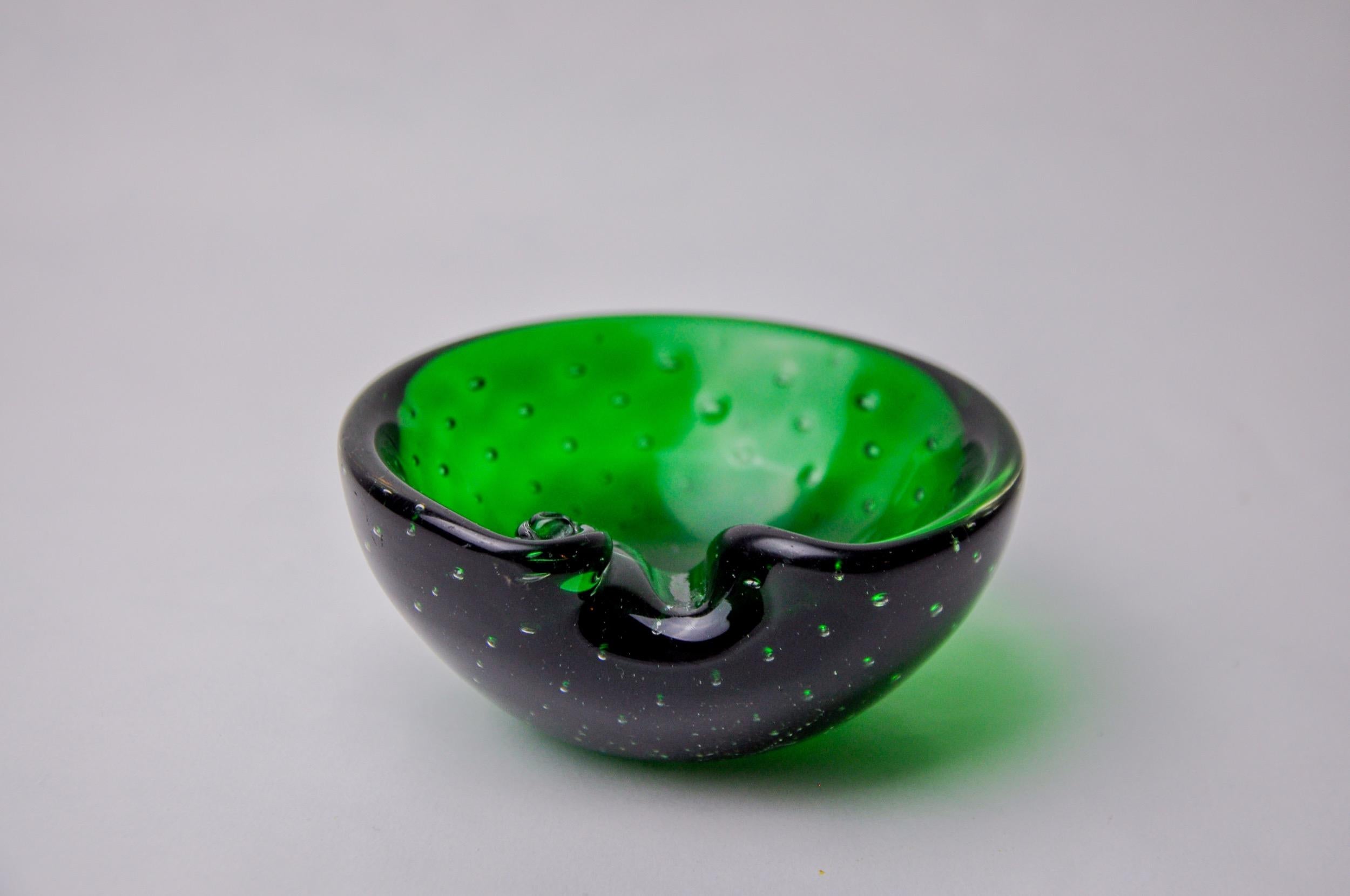 Sommerso cactus ashtray by Seguso, Murano glass, Italy, 1970 In Good Condition For Sale In BARCELONA, ES