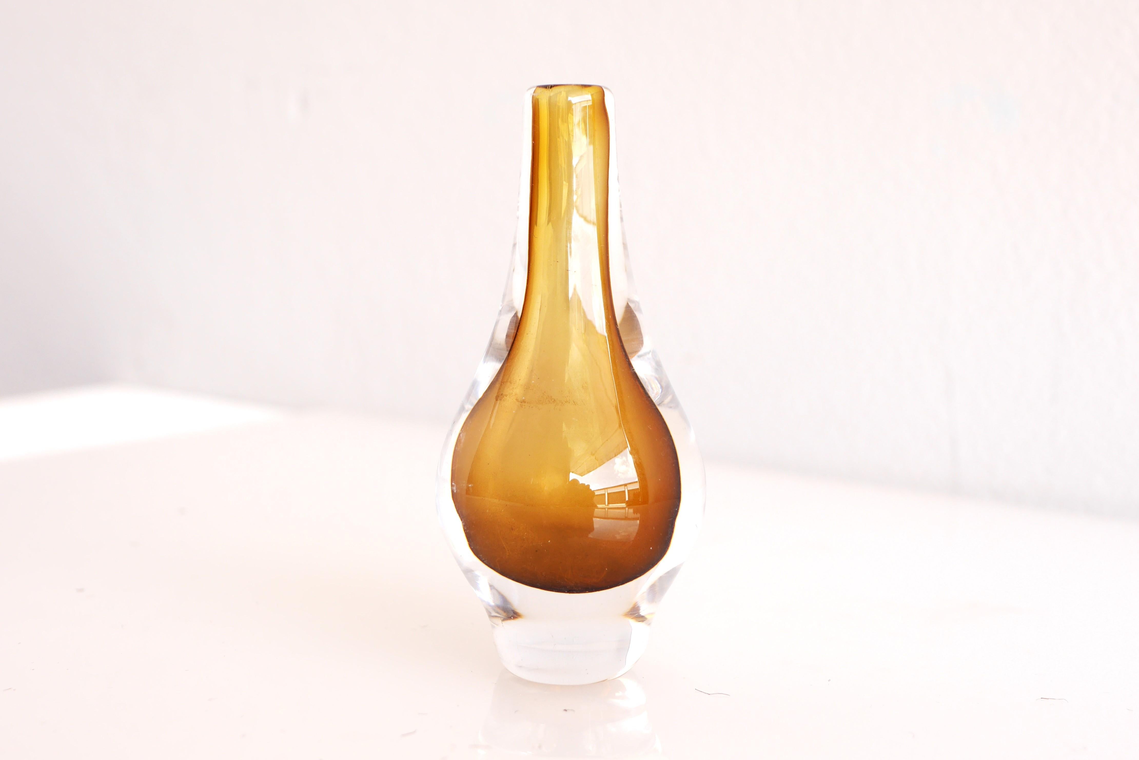 Vase miniature en cristal Sommerso fait et signé par Mona Morales en vente 6