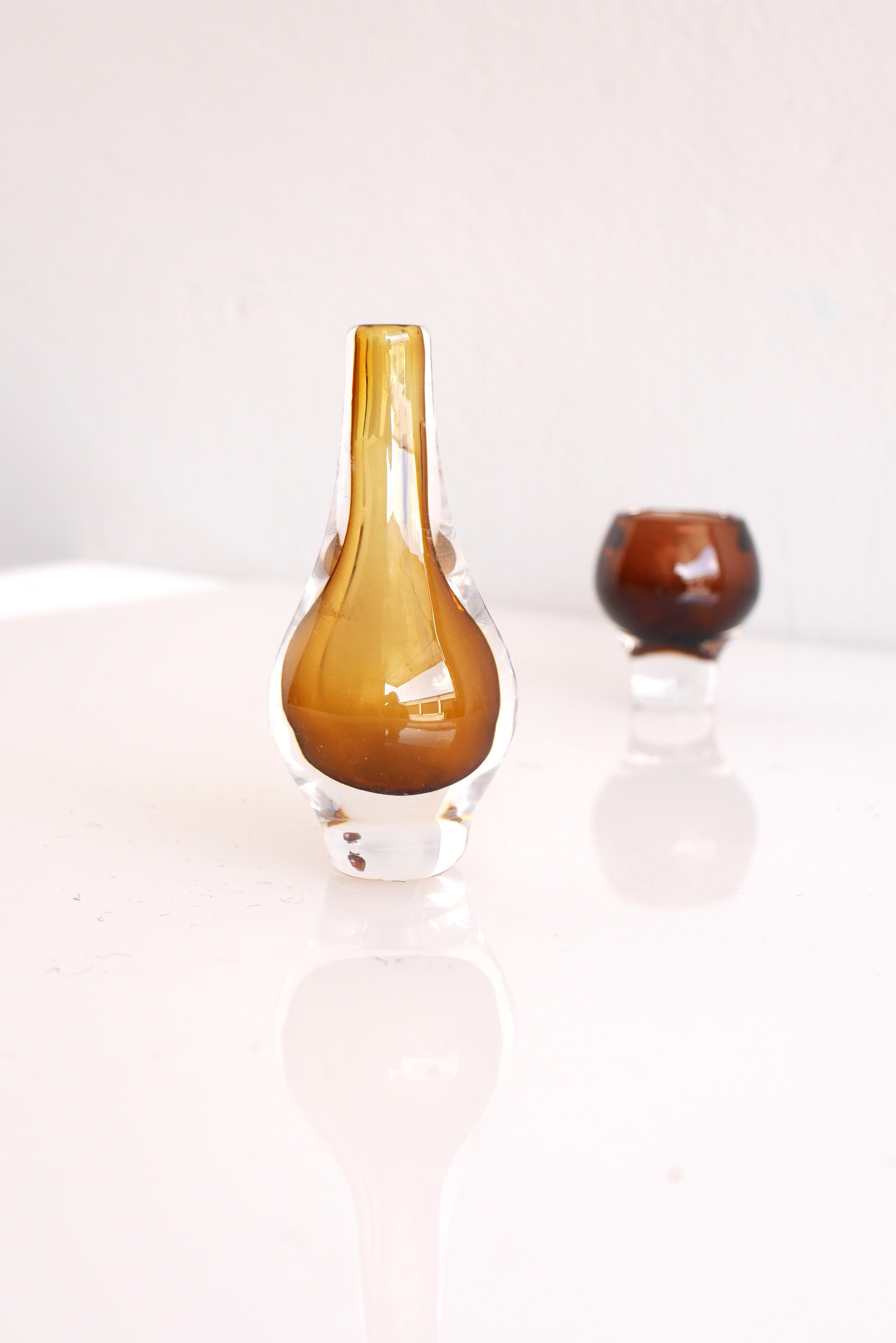 Vase miniature en cristal Sommerso fait et signé par Mona Morales en vente 2