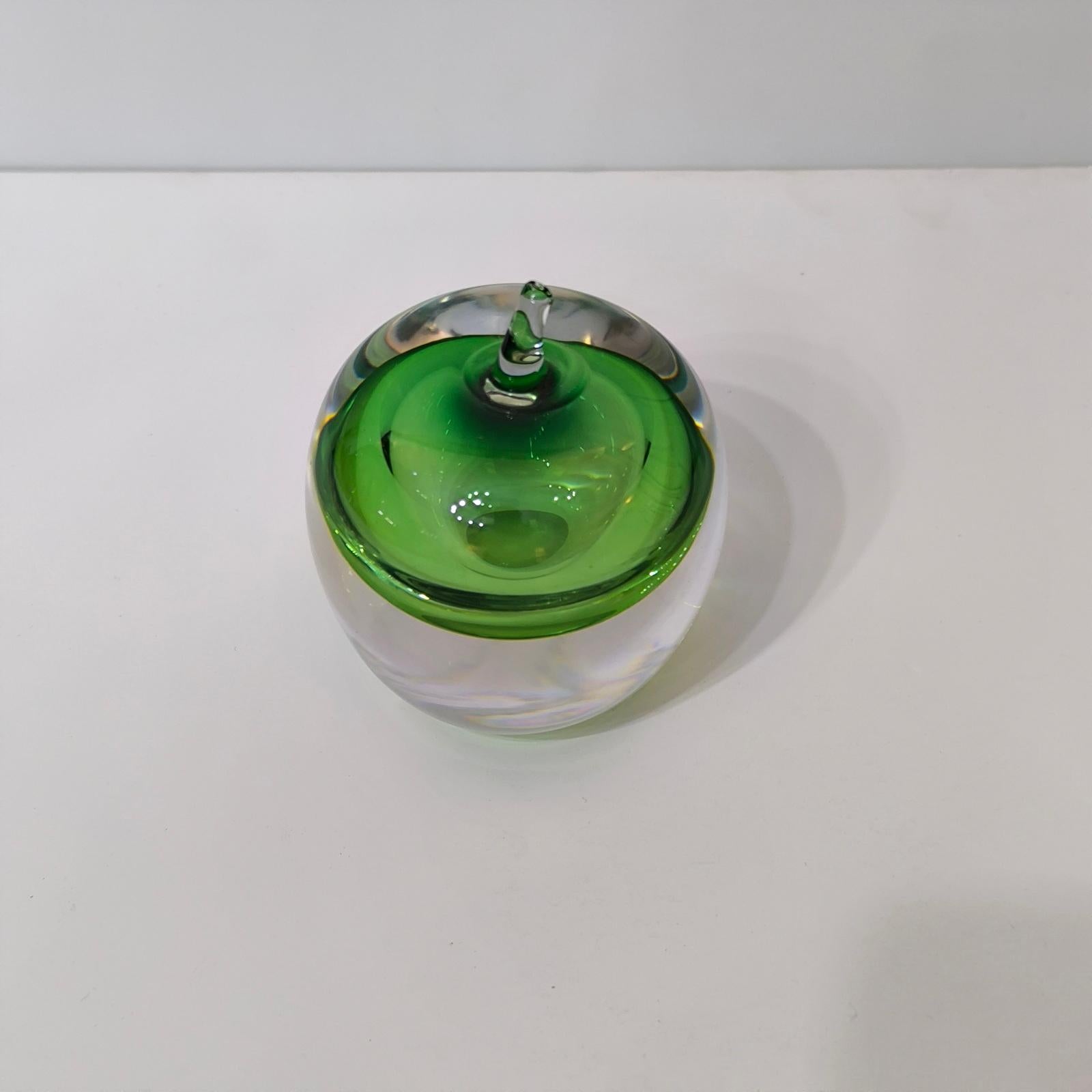 Manzana de cristal Sommerso de Hanne Dreutler y Arthur Zirnsack para Studio Åhus Cristal de Murano en venta