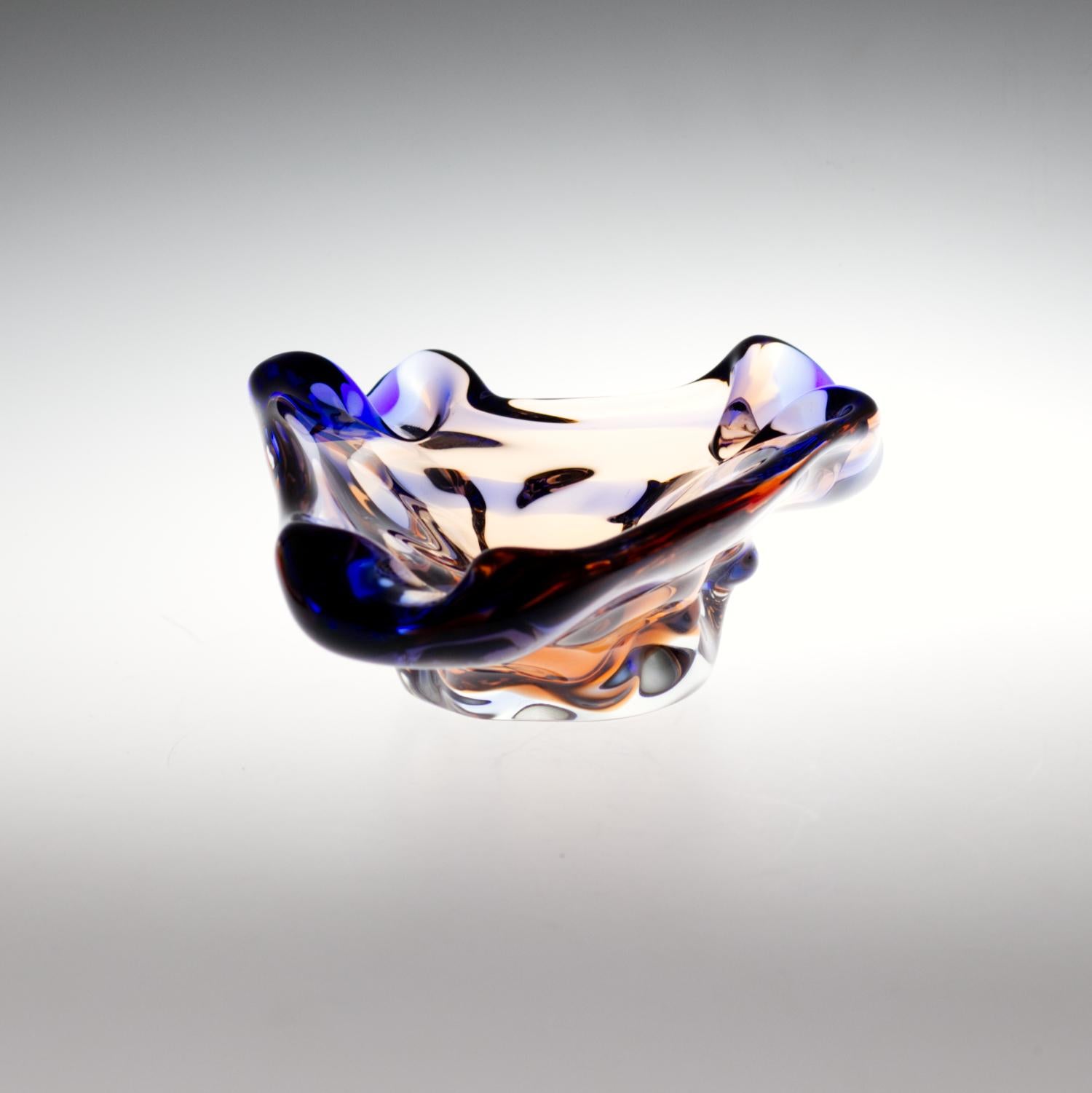 Mid-Century Modern Cendrier en verre Sommerssov par František Zemek pour Mstisov glass Union 1960s en vente