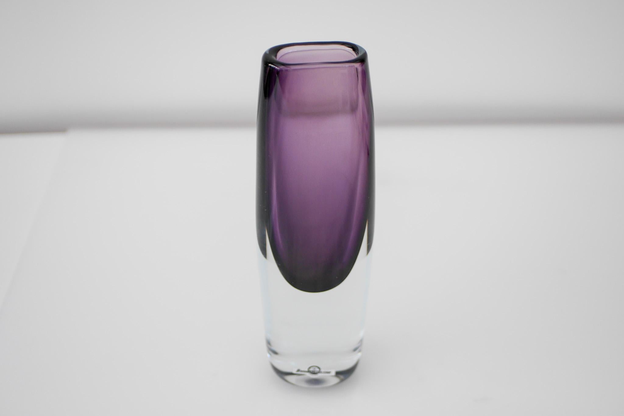 Vaso Sommerso in vetro viola di Gunnar Nylund per Strömbergshyttan, Svezia in vendita 4