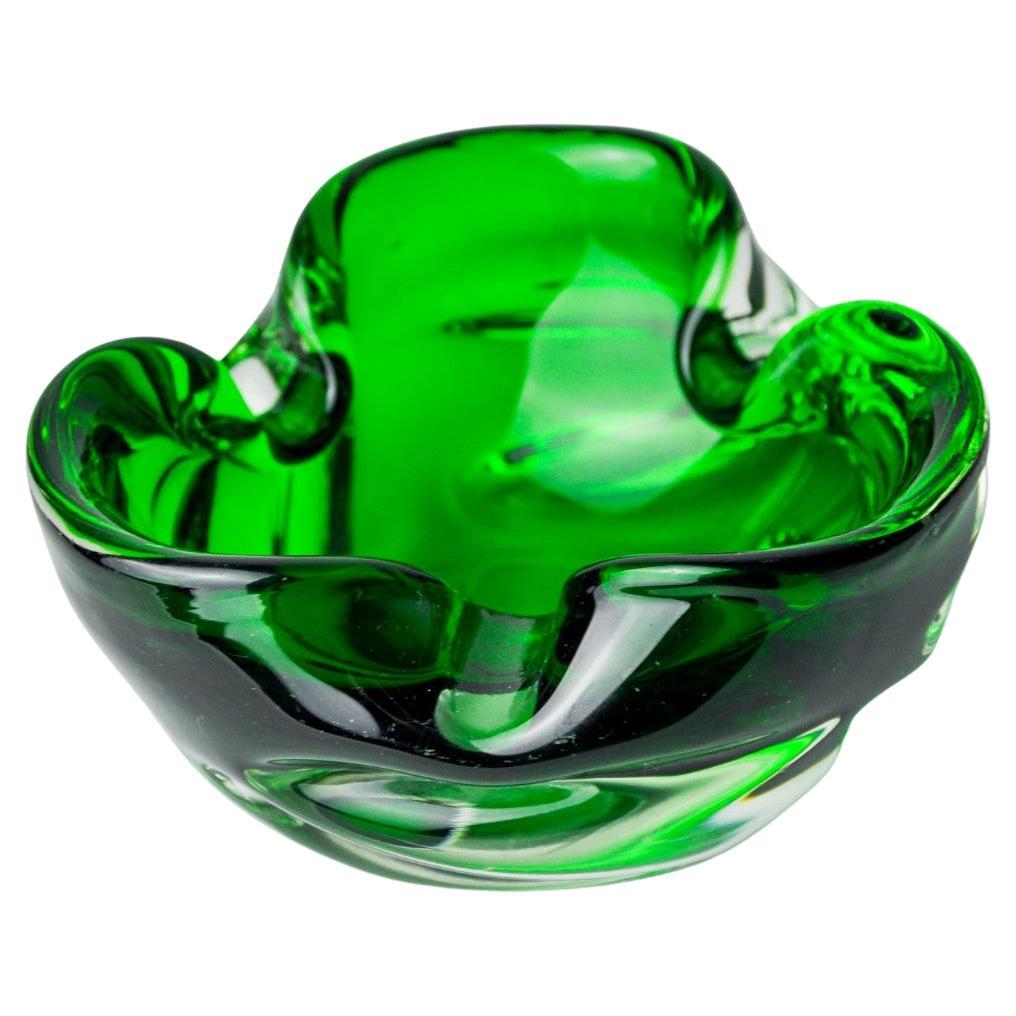 Sommerso green pocket emptier by Flavio Poli for Seguso, Murano glass Italy 1970