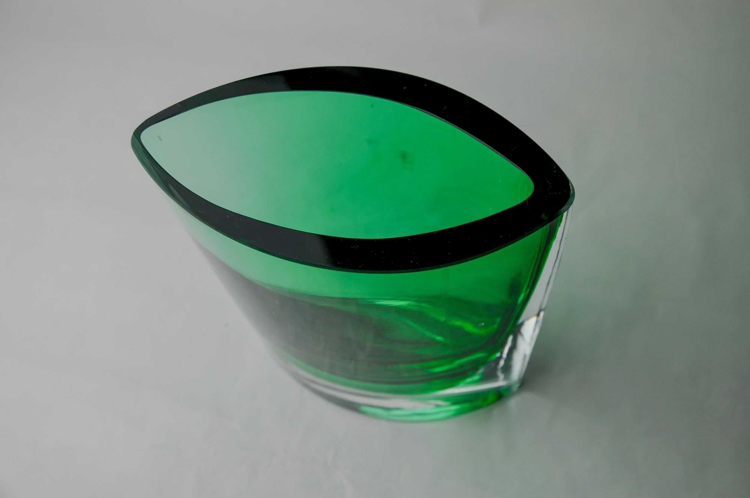 Late 20th Century Sommerso green vase by seguros, murano glass, italy, 1980 For Sale