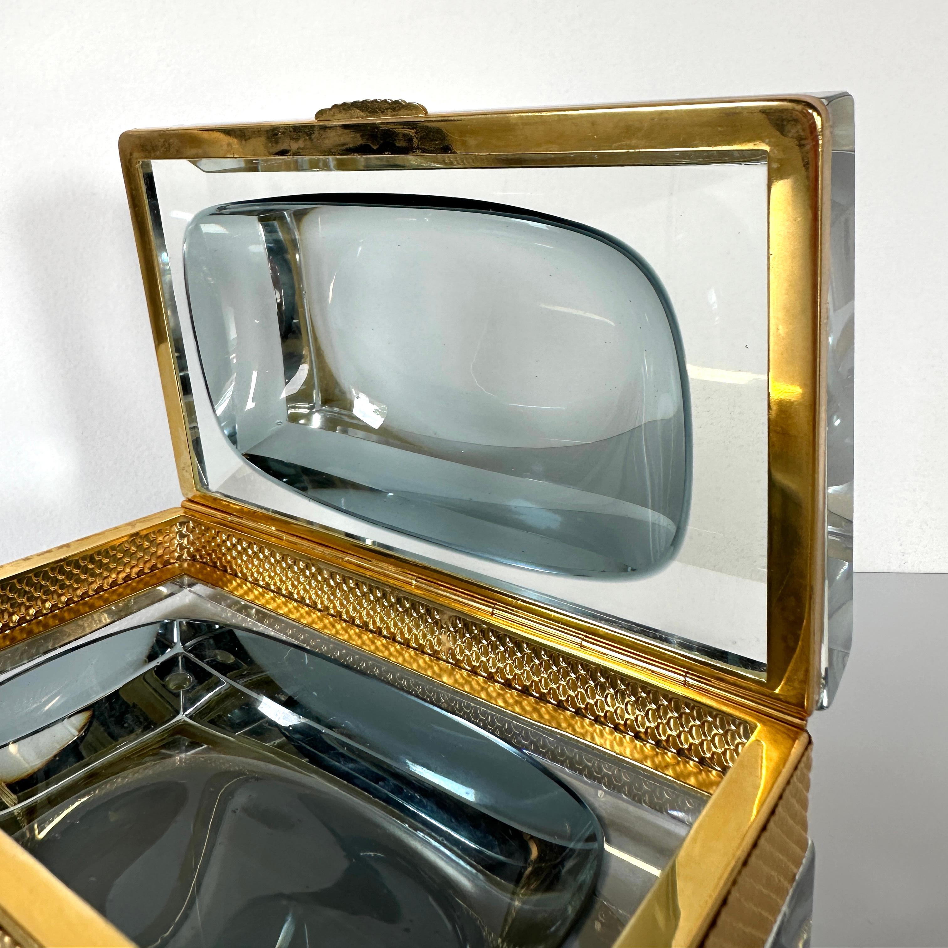 Sommerso Hand Blown Murano Glass Casket Box with Gilt Banding In Good Condition In Greensboro, NC