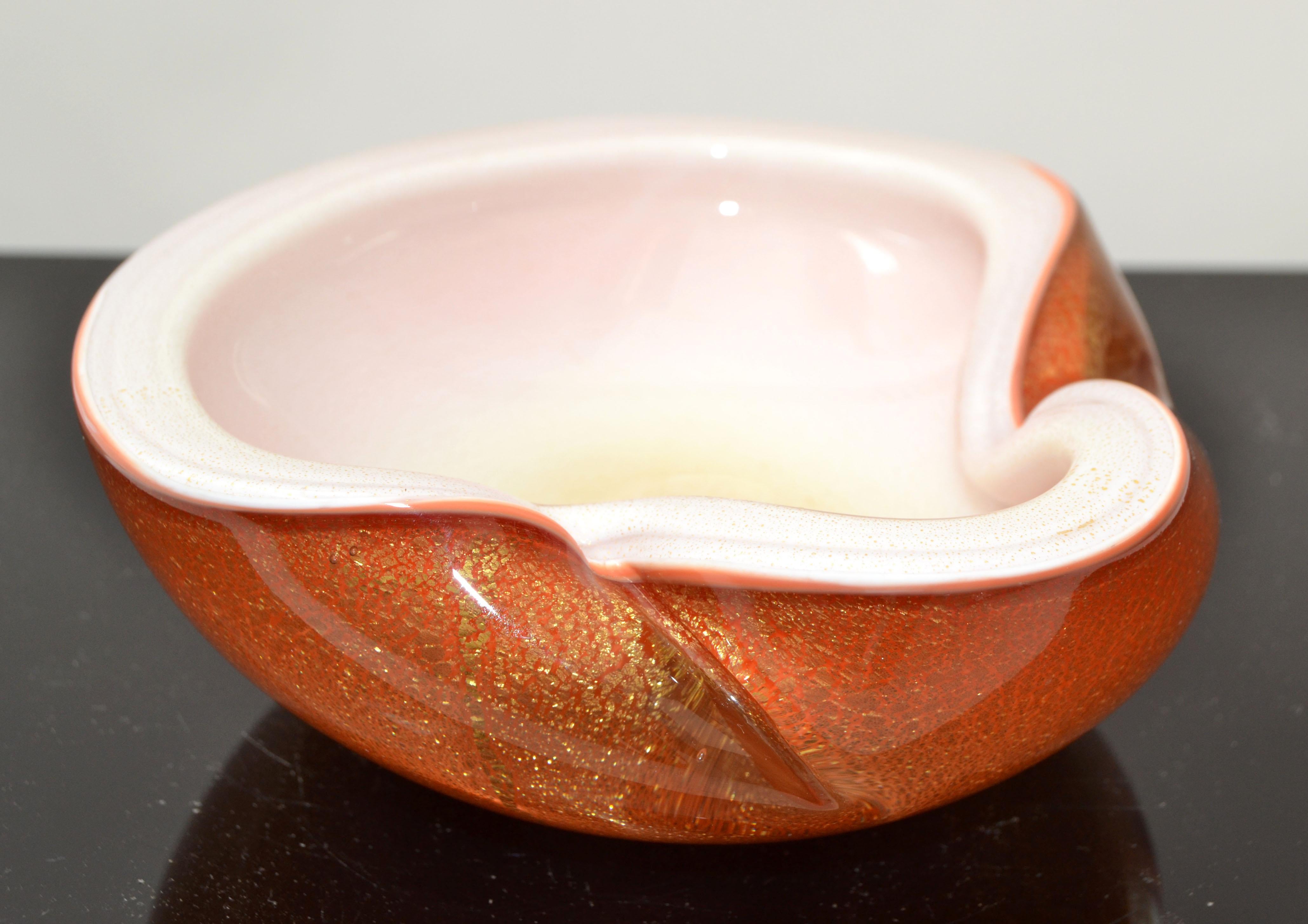 Sommerso Murano Art Glass Triple Cased Bronze & White Glass Catchall, Bowl Italy In Good Condition For Sale In Miami, FL