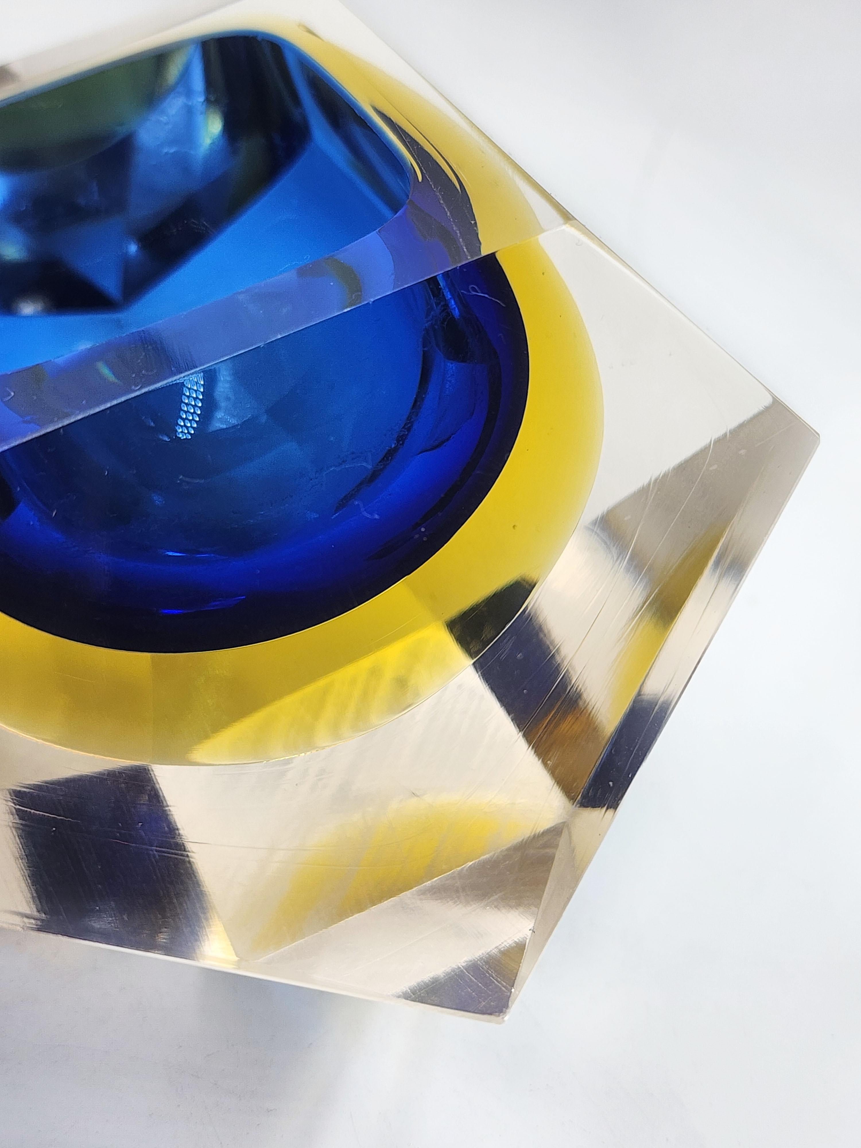 Cenicero Sommerso Murano de Alessandro Mandruzzato, años 60 Posmoderno