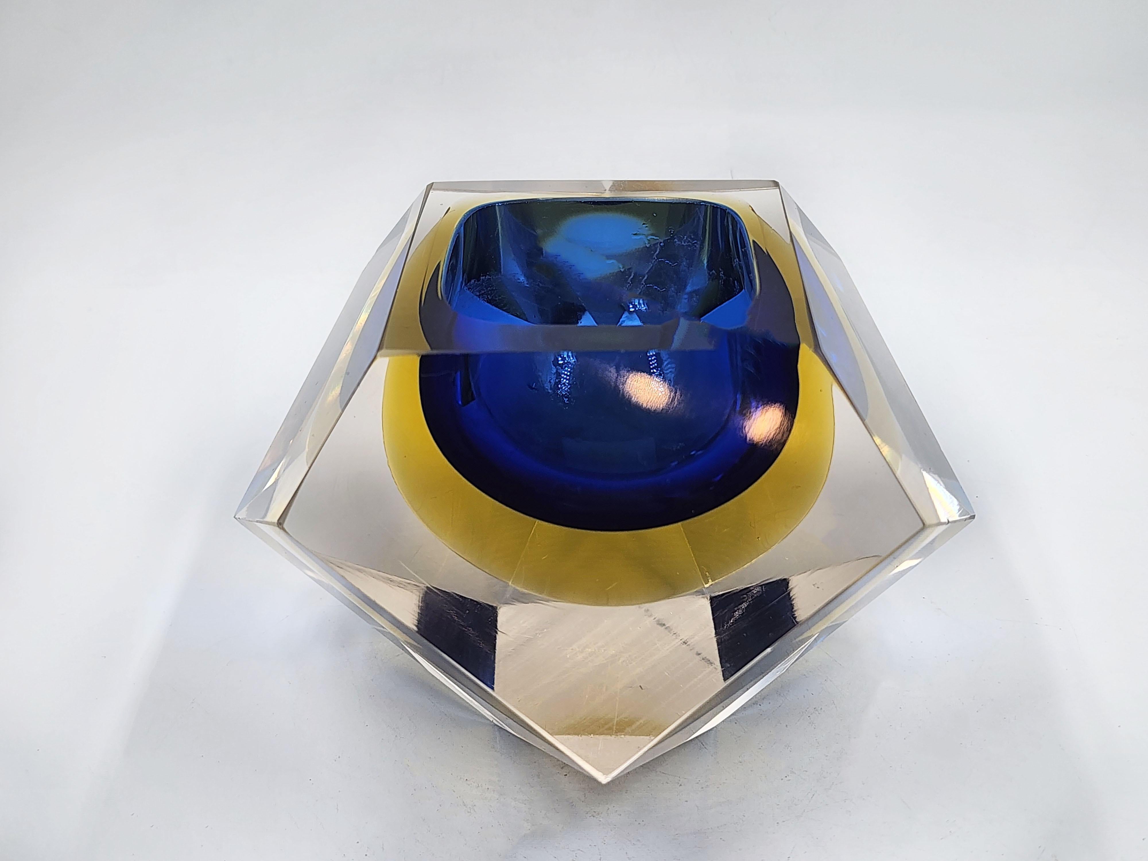 Cenicero Sommerso Murano de Alessandro Mandruzzato, años 60 Hecho a mano