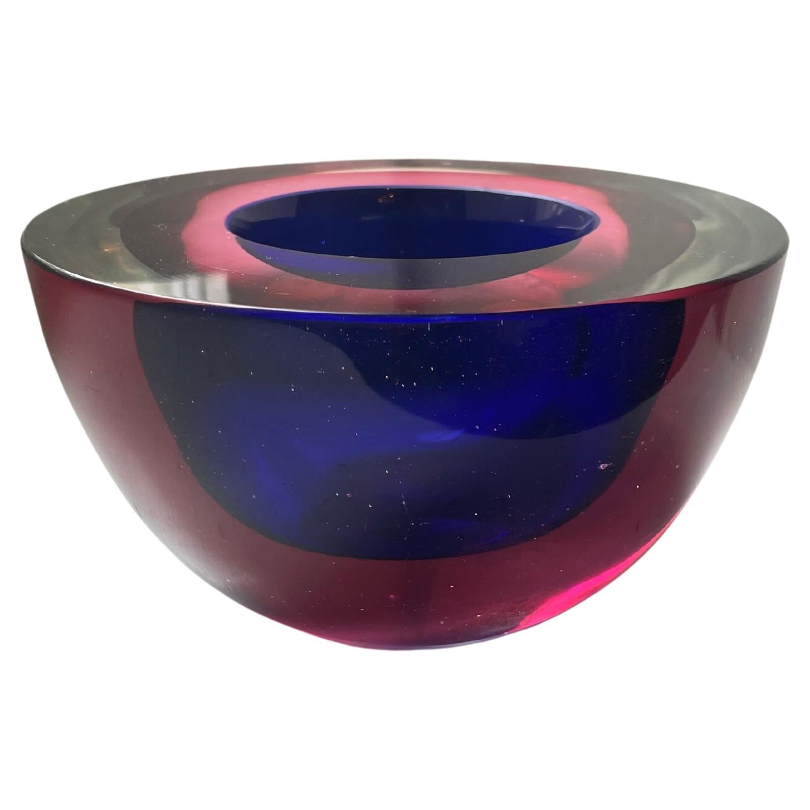 Bol en verre Murano Glass Sommerso par Flavio Poli pour Seguso, Italie, années 1950 - Bleu et rose en vente
