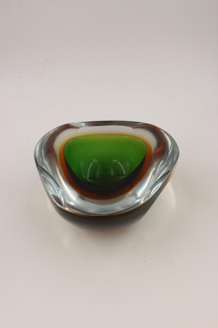 Mid-20th Century Sommerso Murano Glass Decorative Bowl Attributed to Flavio Poli, Italy, 1960 For Sale