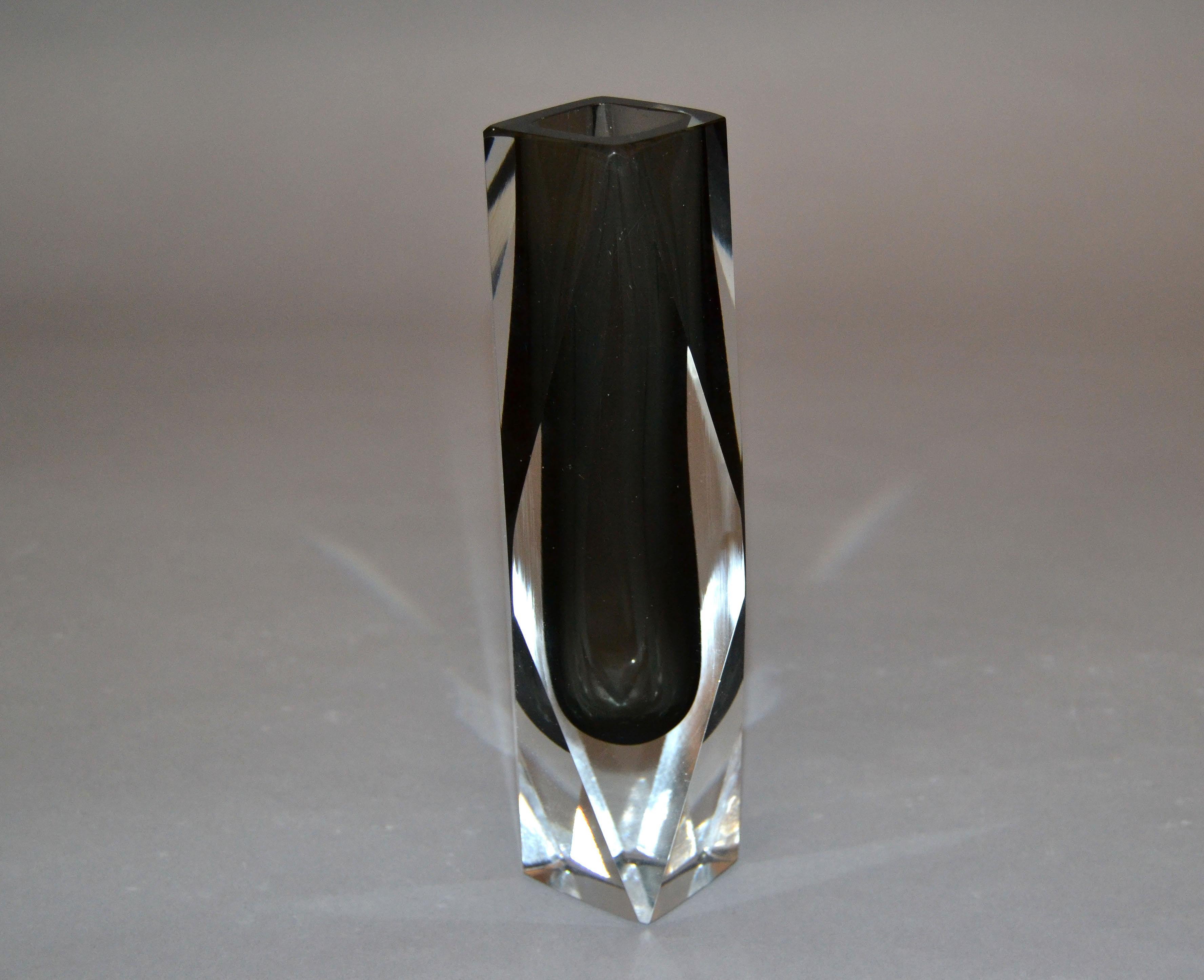 Sommerso Murano Glass Faceted Vase Smoked & Clear Glass Alessandro Mandruzzato In Good Condition In Miami, FL