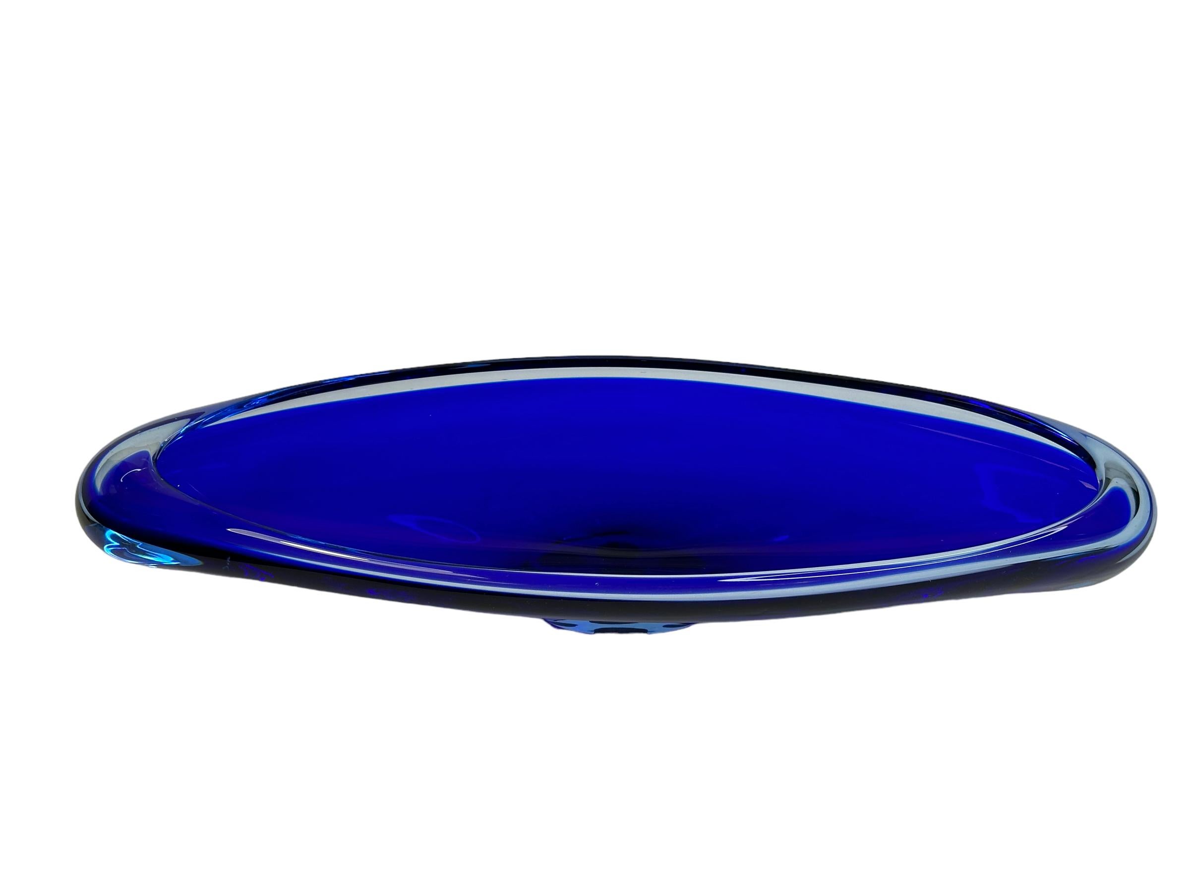 Mid-Century Modern Sommerso Murano Glass Fruit Bowl Catchall, Blue and Clear, Vintage, Italy, 1970s For Sale