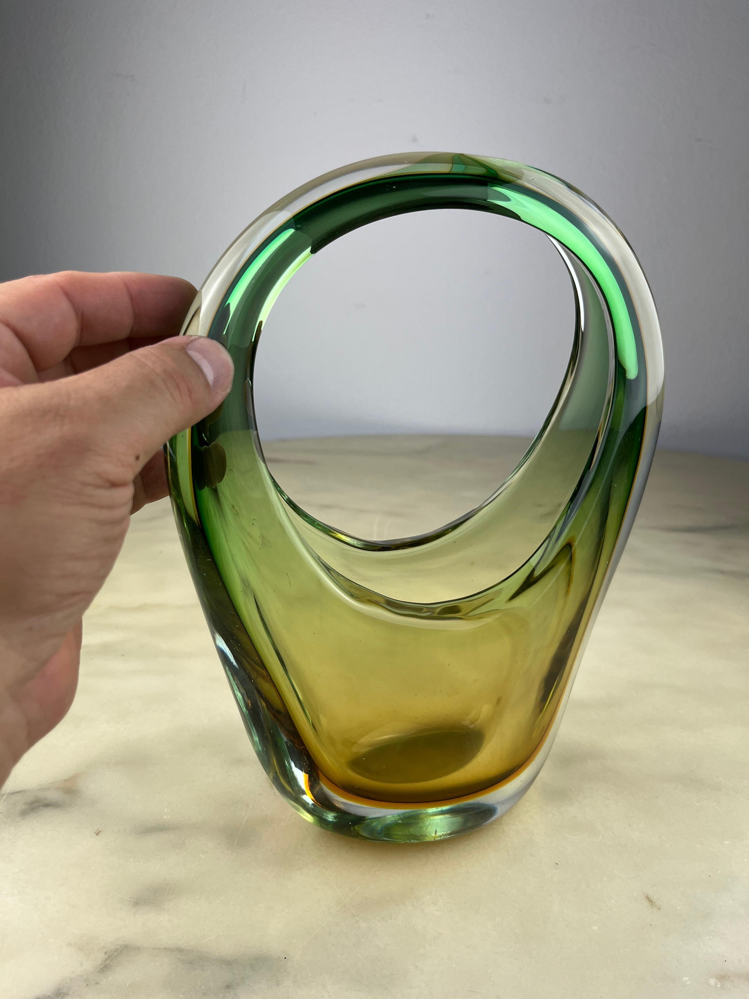 Sommerso Murano Glass Vase  made In Italy 1960s In Good Condition For Sale In Palermo, IT