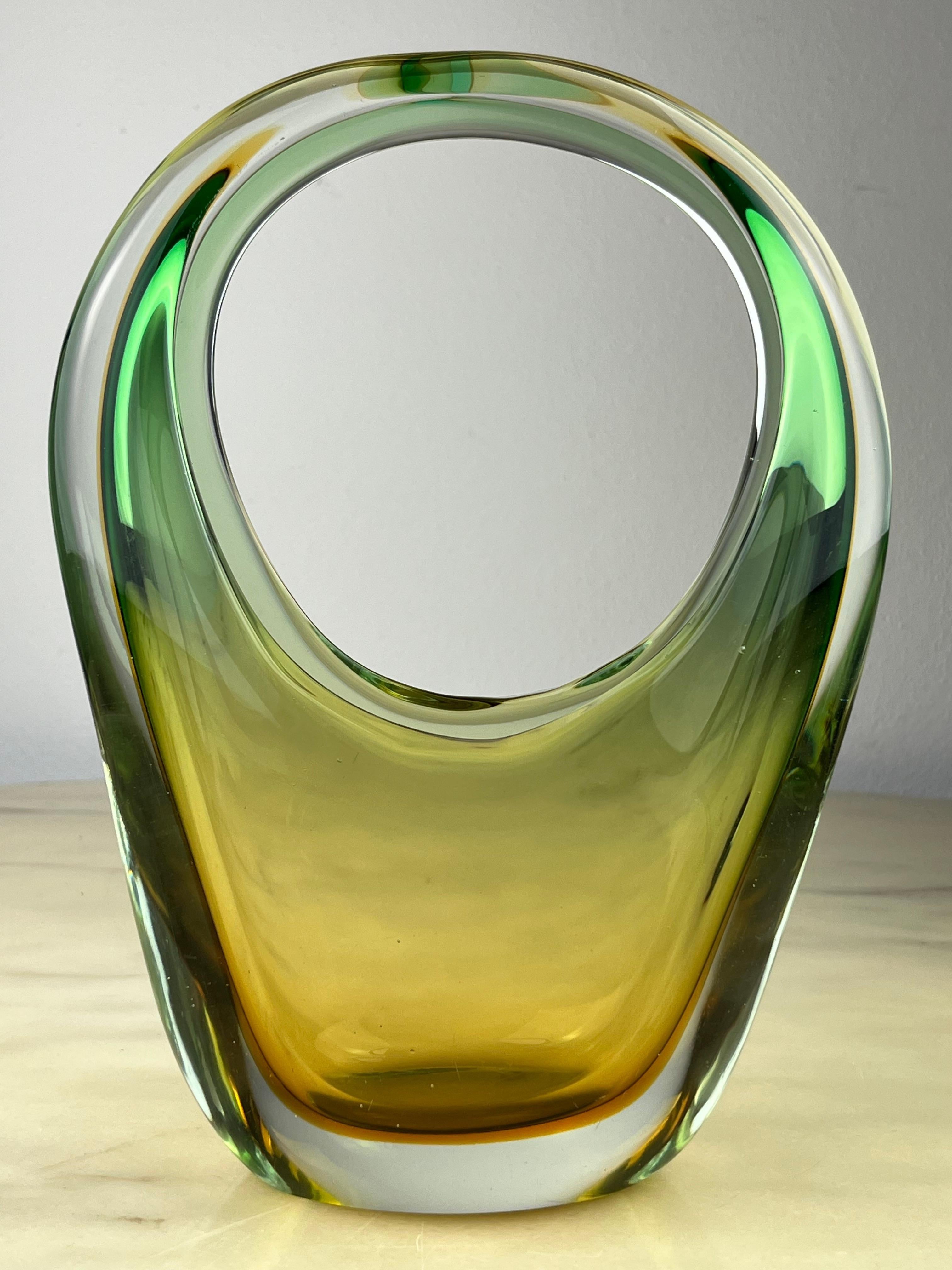 Sommerso Murano Glass Vase  made In Italy 1960s For Sale 2